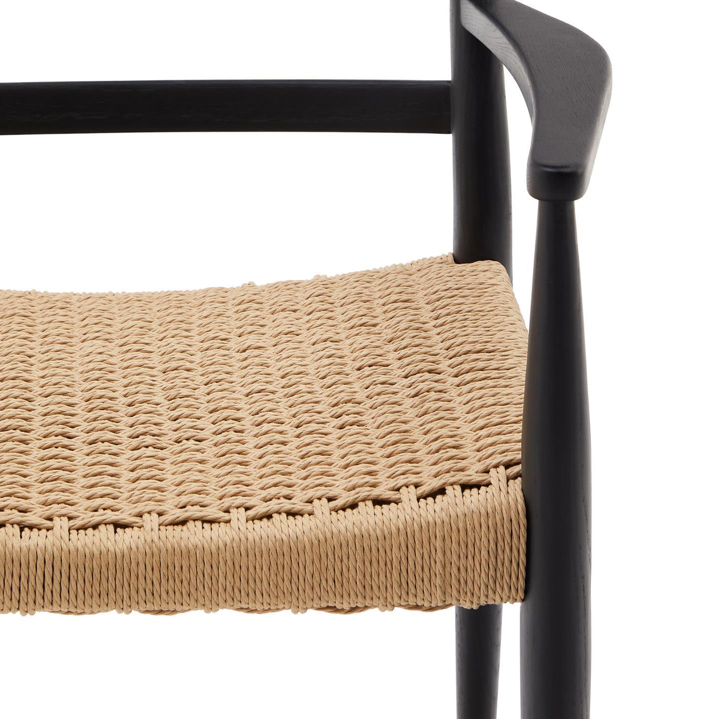 Krzesło z podłokietnikami ANALY czarne drewno dębowe La Forma Eye on Design