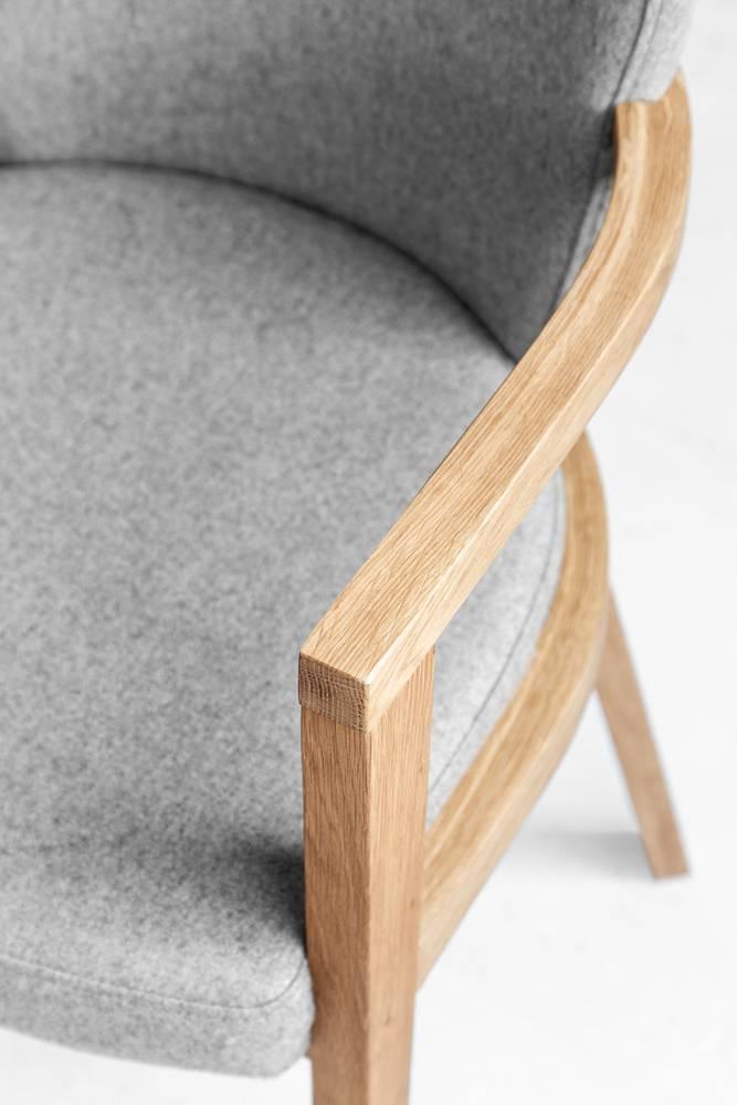 Krzesło z podłokietnikami LAVA B-1807 Fameg Eye on Design