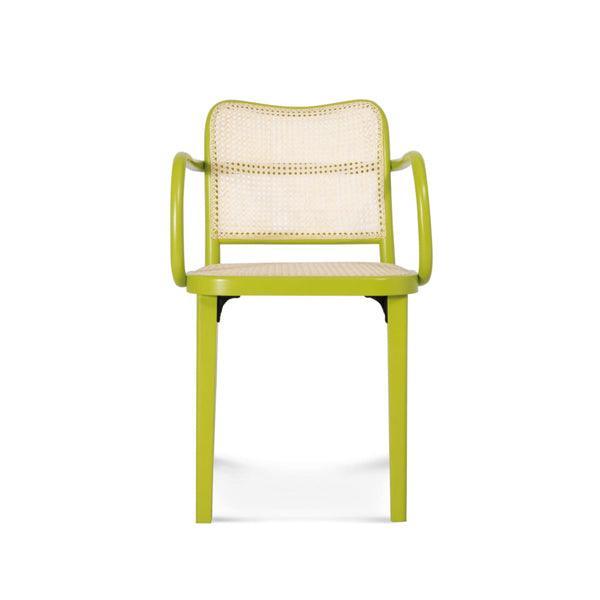 Krzesło z podłokietnikami tapicerowane B-811 drewno bukowe Fameg Eye on Design