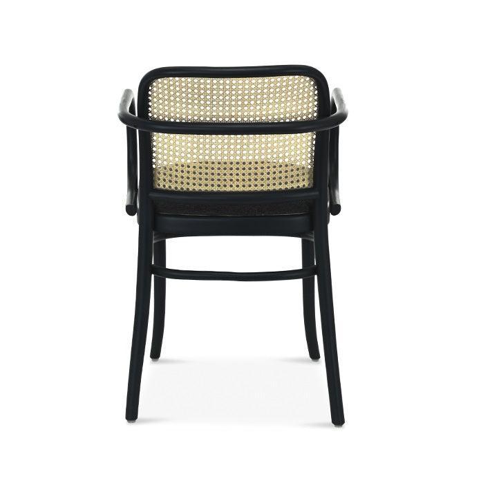 Krzesło z podłokietnikami tapicerowane B-811/1 drewno bukowe Fameg Eye on Design