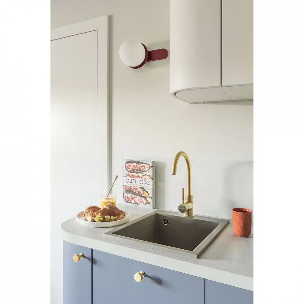 KUUL burgunderfarbene Wandleuchte