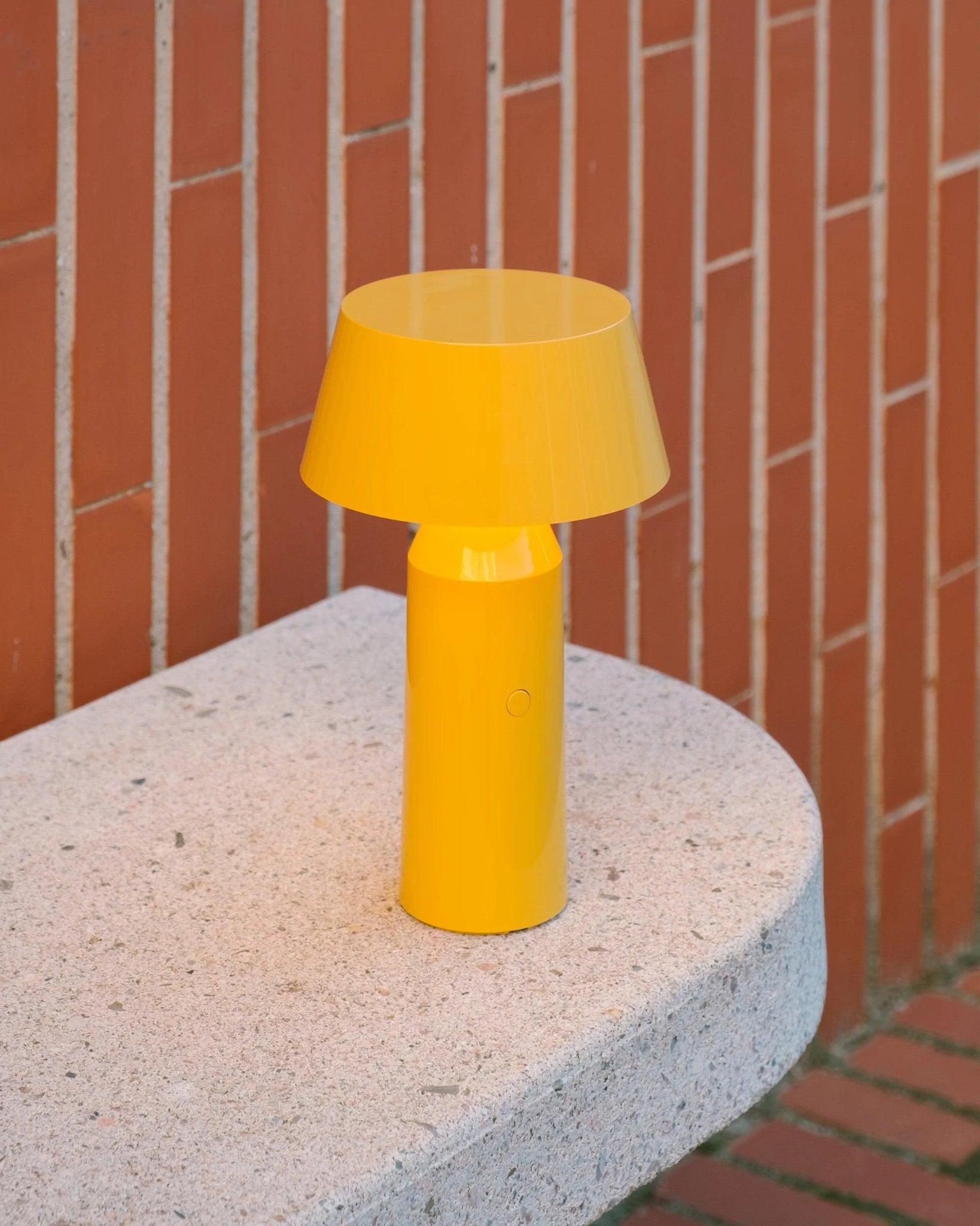 Lampa akumulatorowa BICOCA żółty Marset Eye on Design