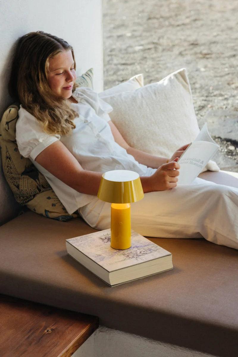 Lampa akumulatorowa BICOCA żółty Marset Eye on Design