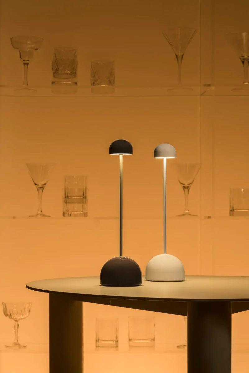 Lampa akumulatorowa SIPS zielony ze złotym Marset Eye on Design