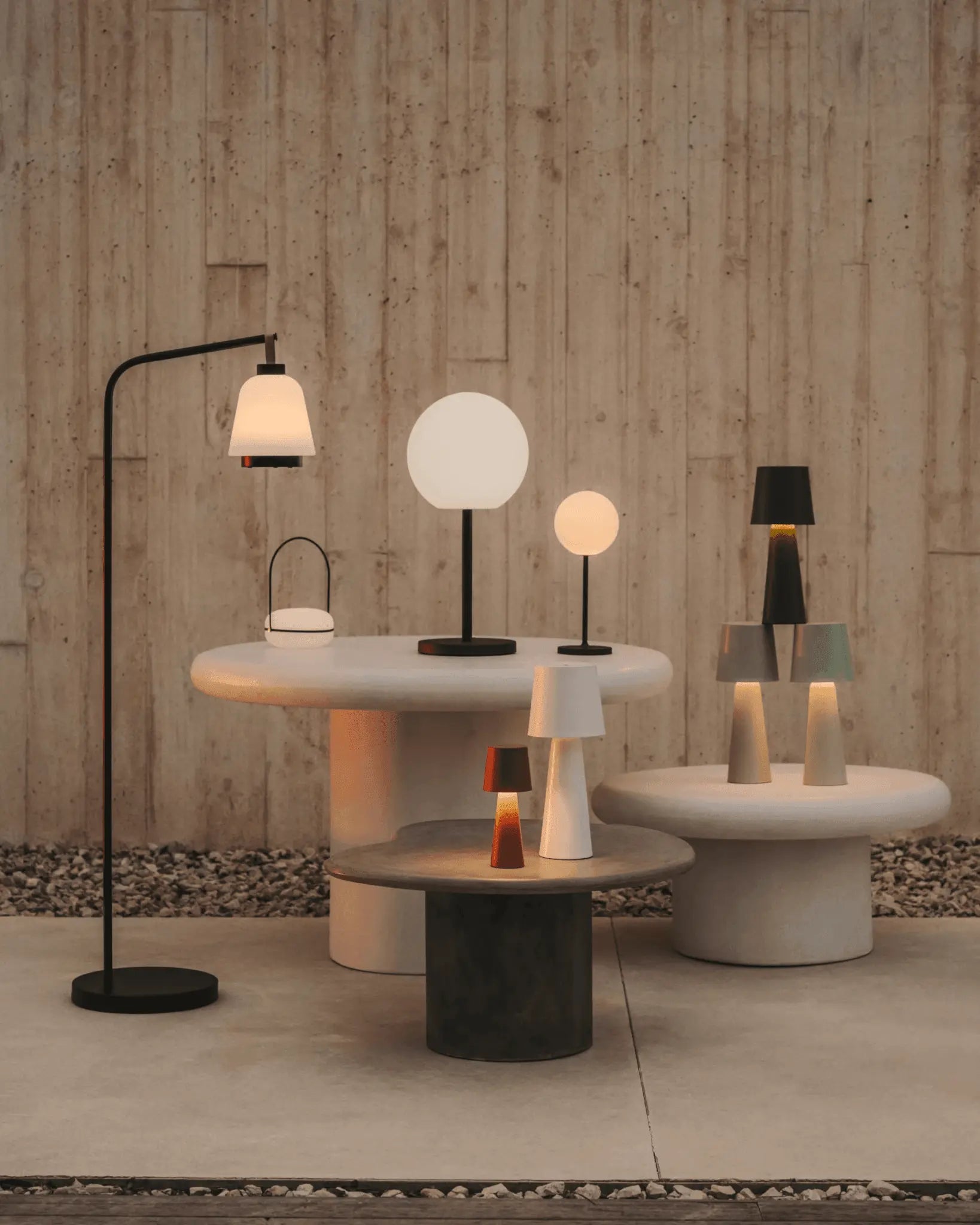 Lampa akumulatorowa zewnętrzna ARENYS biały na taras i do ogrodu