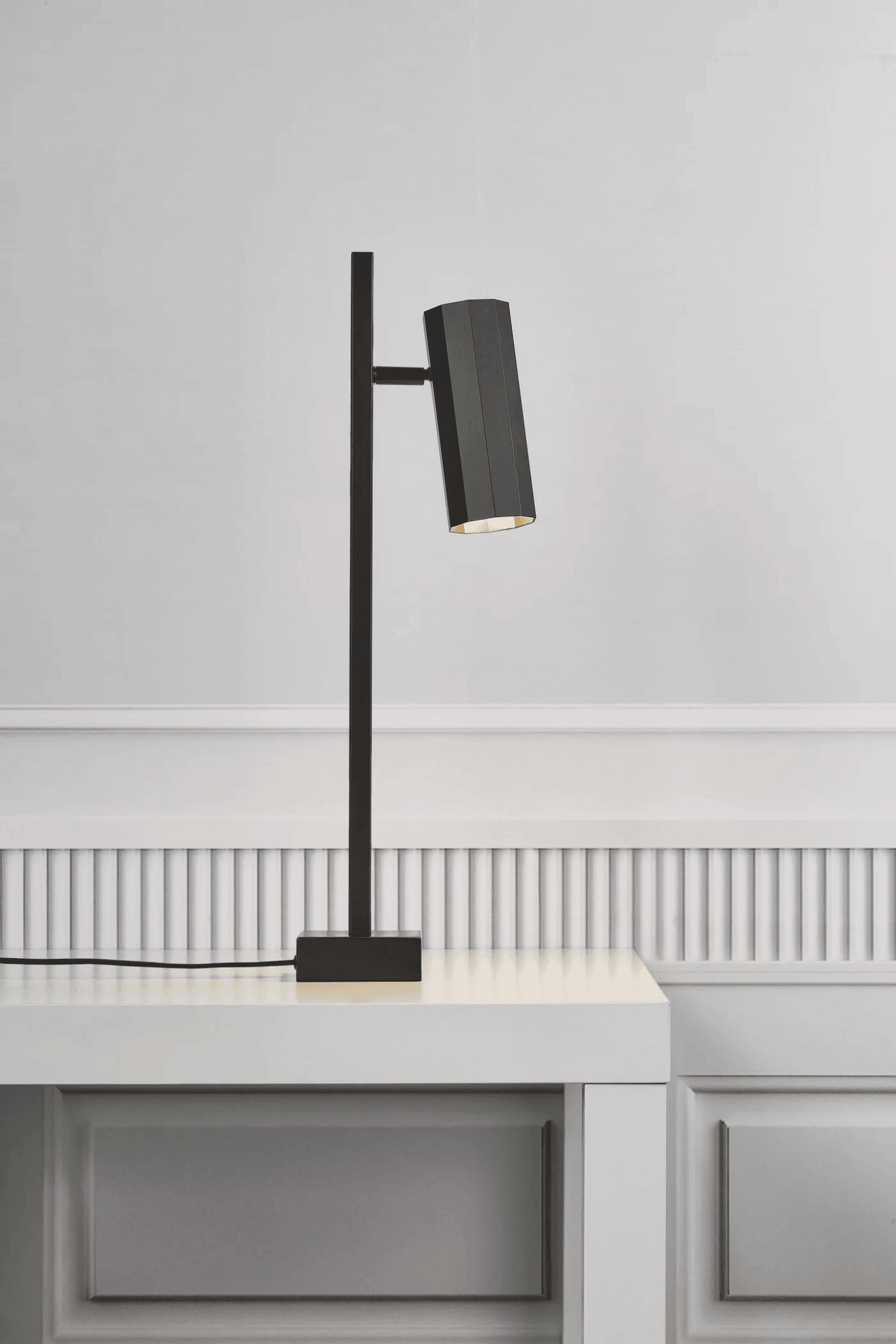 Lampa biurkowa ALANIS czarny Nordlux Eye on Design