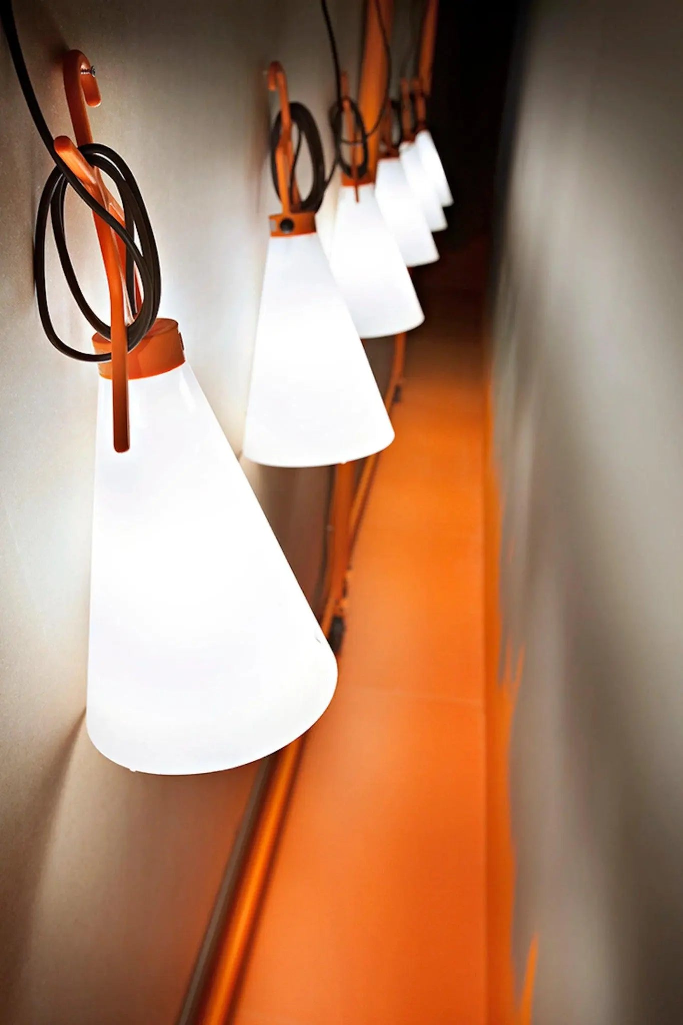 Lampa MAYDAY pomarańczowy, marka Flos
