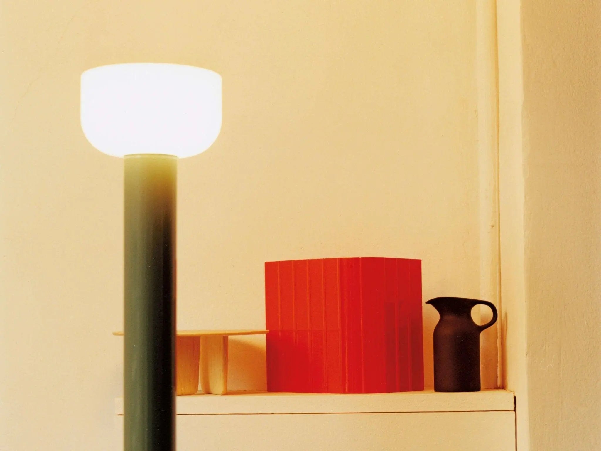Lampa podłogowa BELLHOP zielony, marka Flos