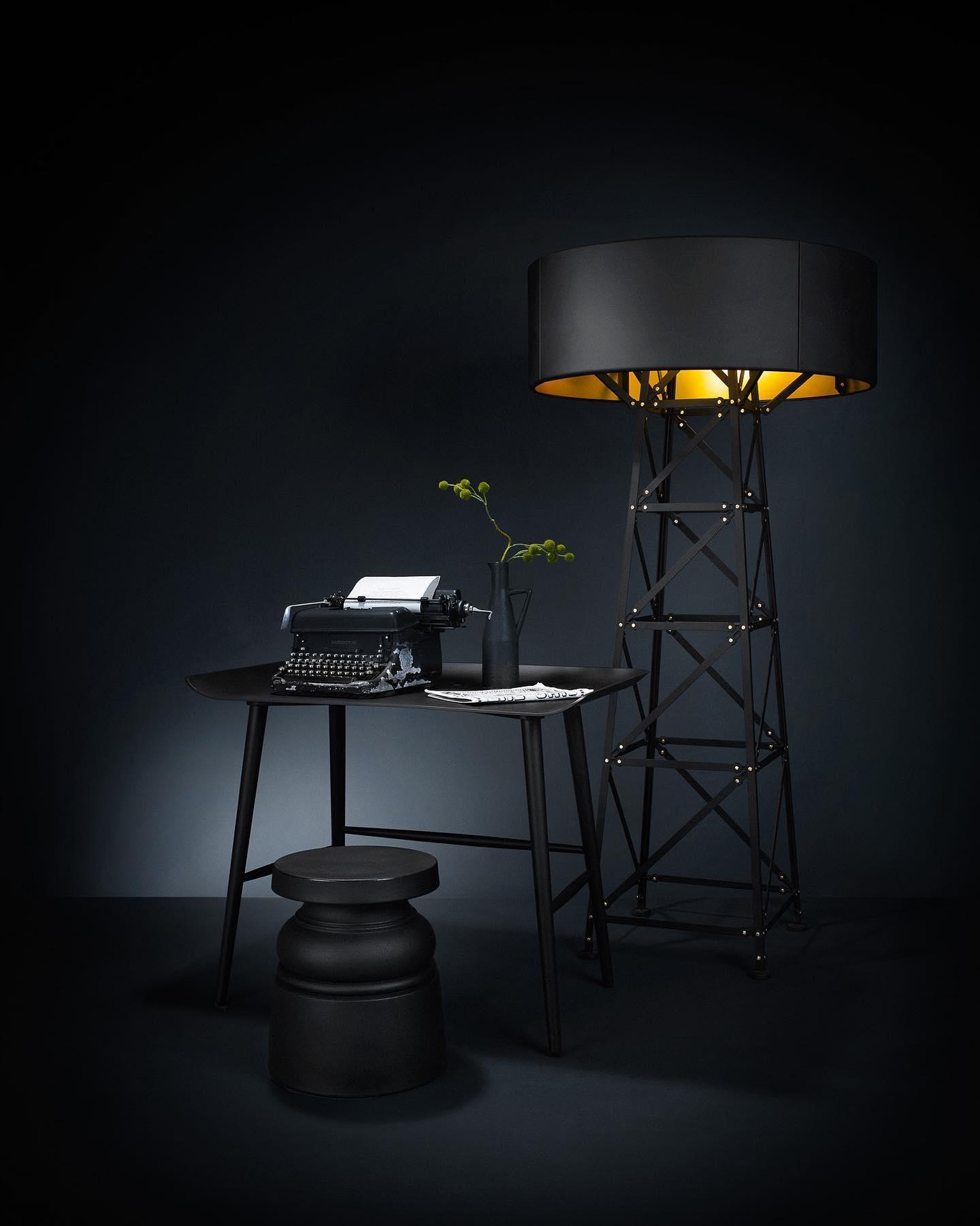 Lampa stojąca CONSTRUCTION czarny – Moooi