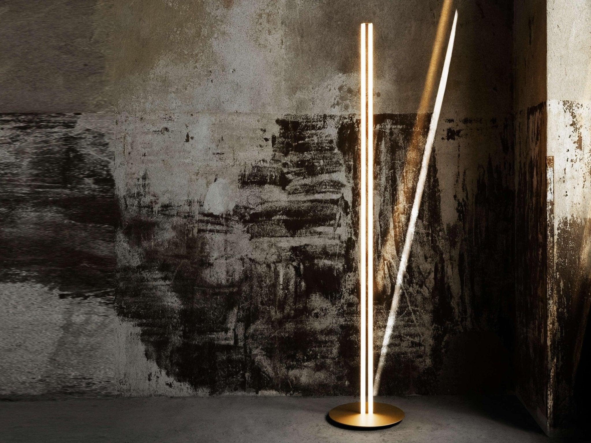 Lampa podłogowa COORDINATES szampański – styl minimalistyczny