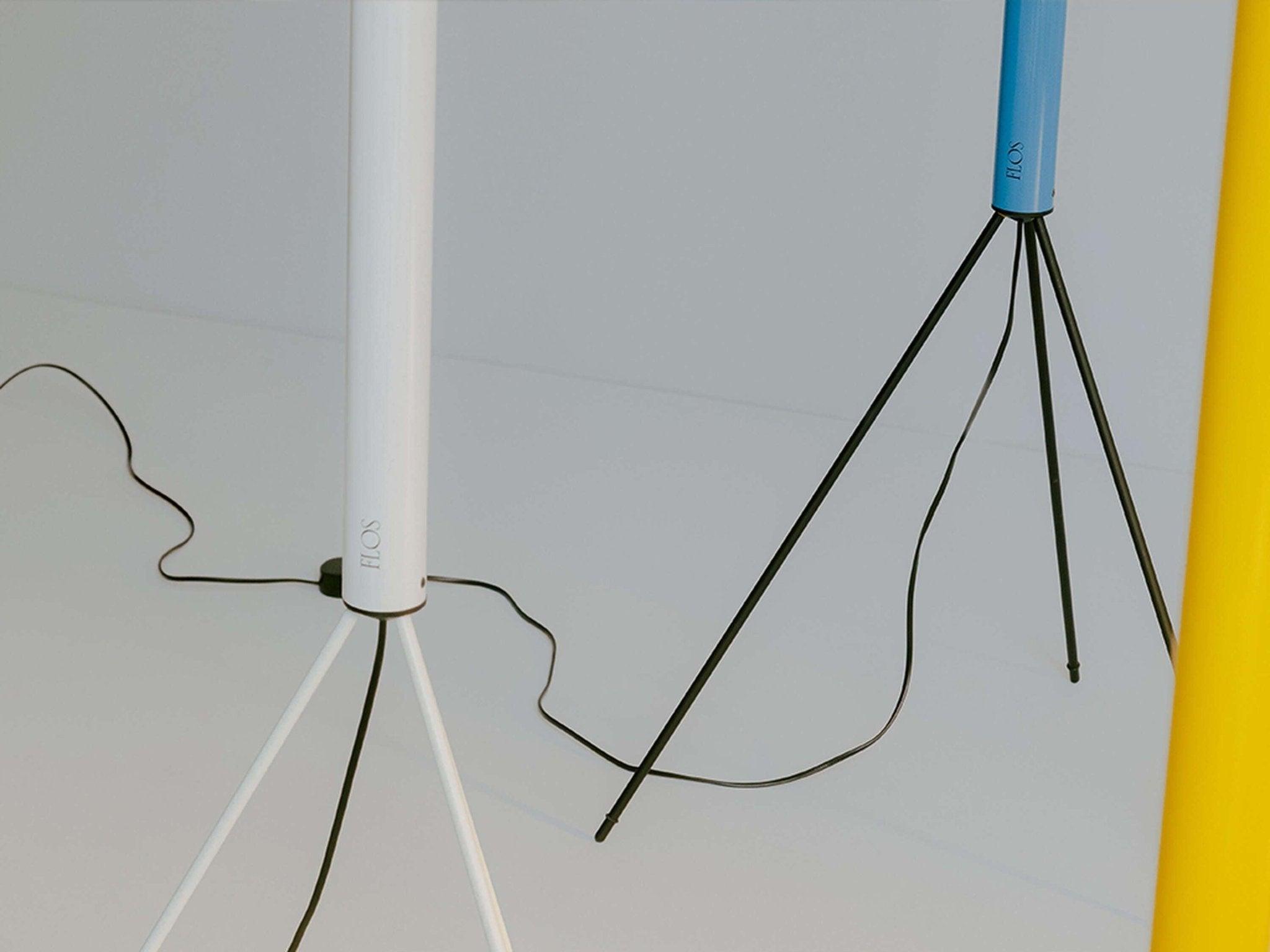 Lampa podłogowa LUMINATOR niebieski Flos Eye on Design