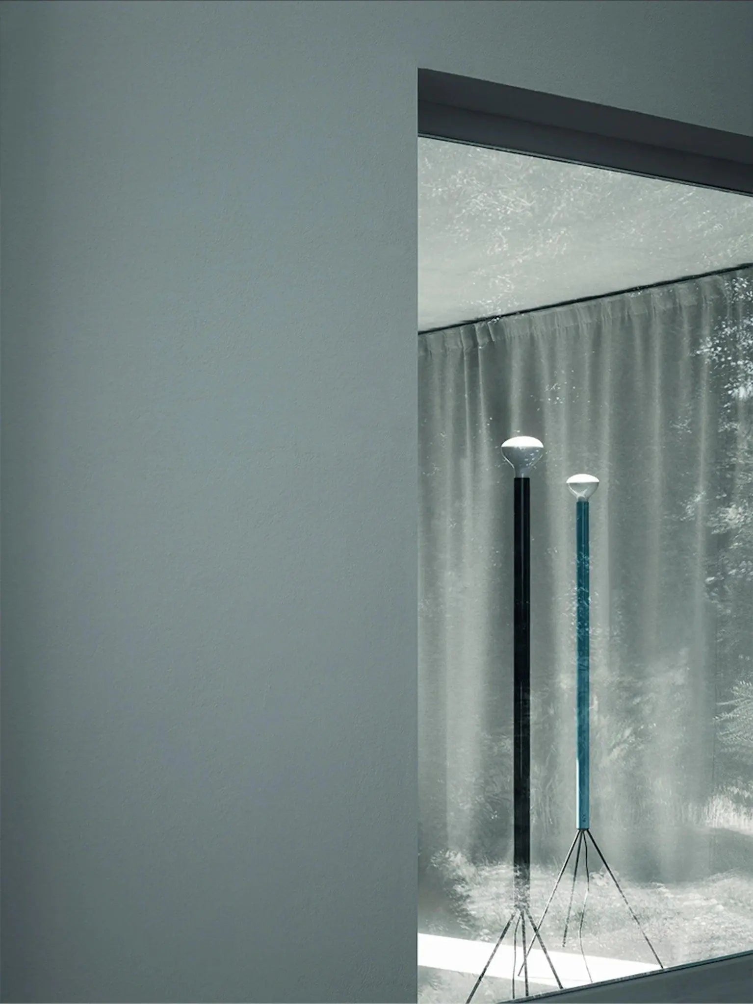 Lampa stojąca LUMINATOR niebieski – Flos