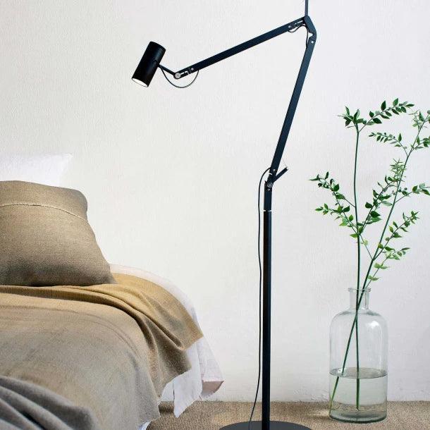 Lampa podłogowa POLO czarny Marset Eye on Design