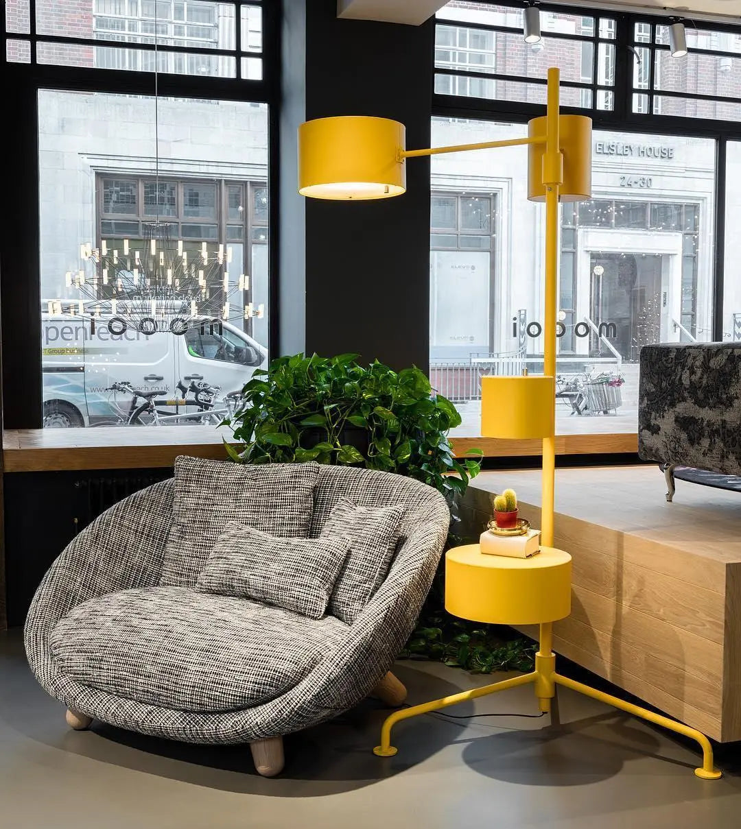 Lampa stojąca STATISTOCRAT ochra – Moooi