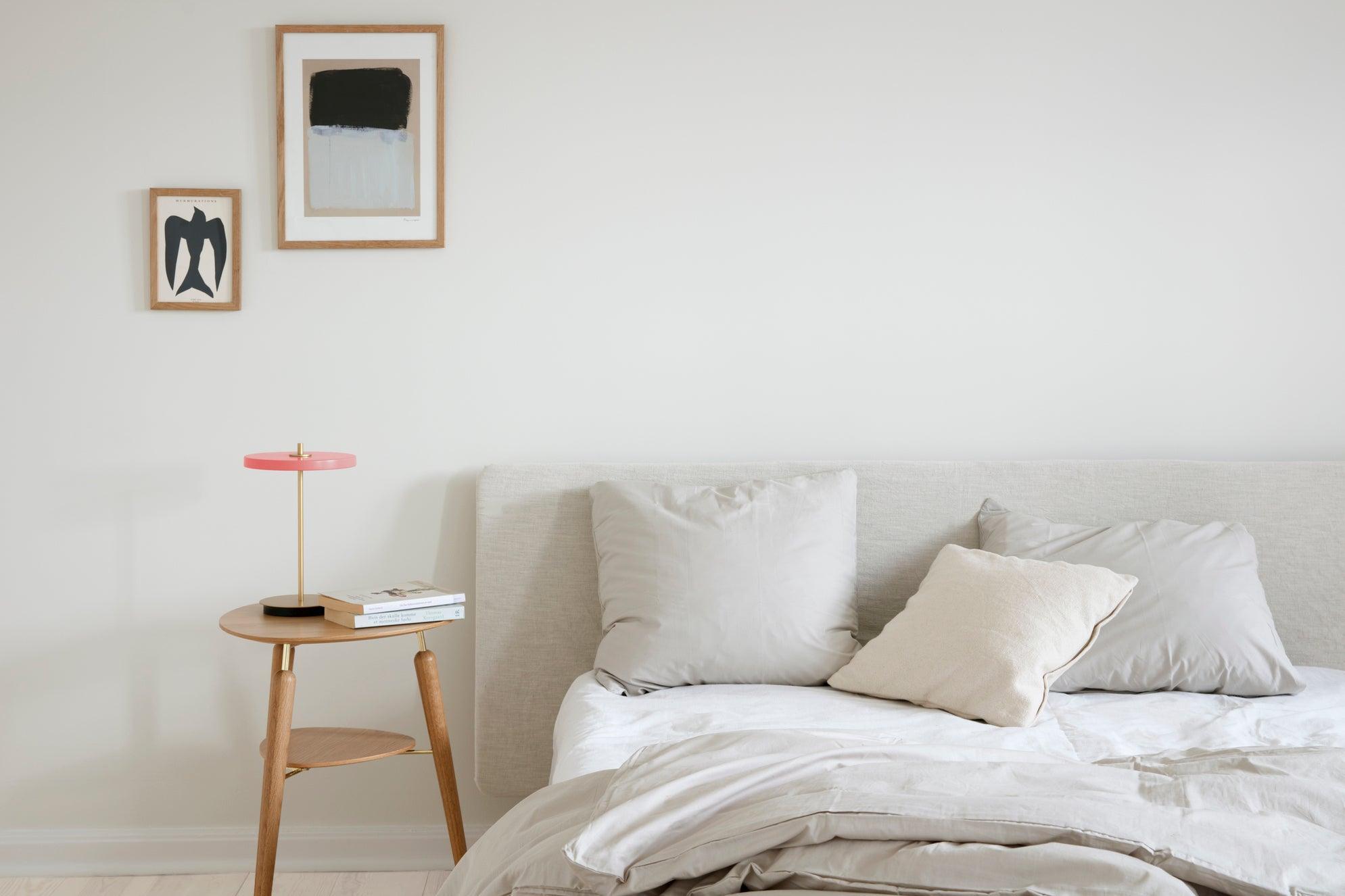 Lampa przenośna ASTERIA MOVE różowy UMAGE Eye on Design