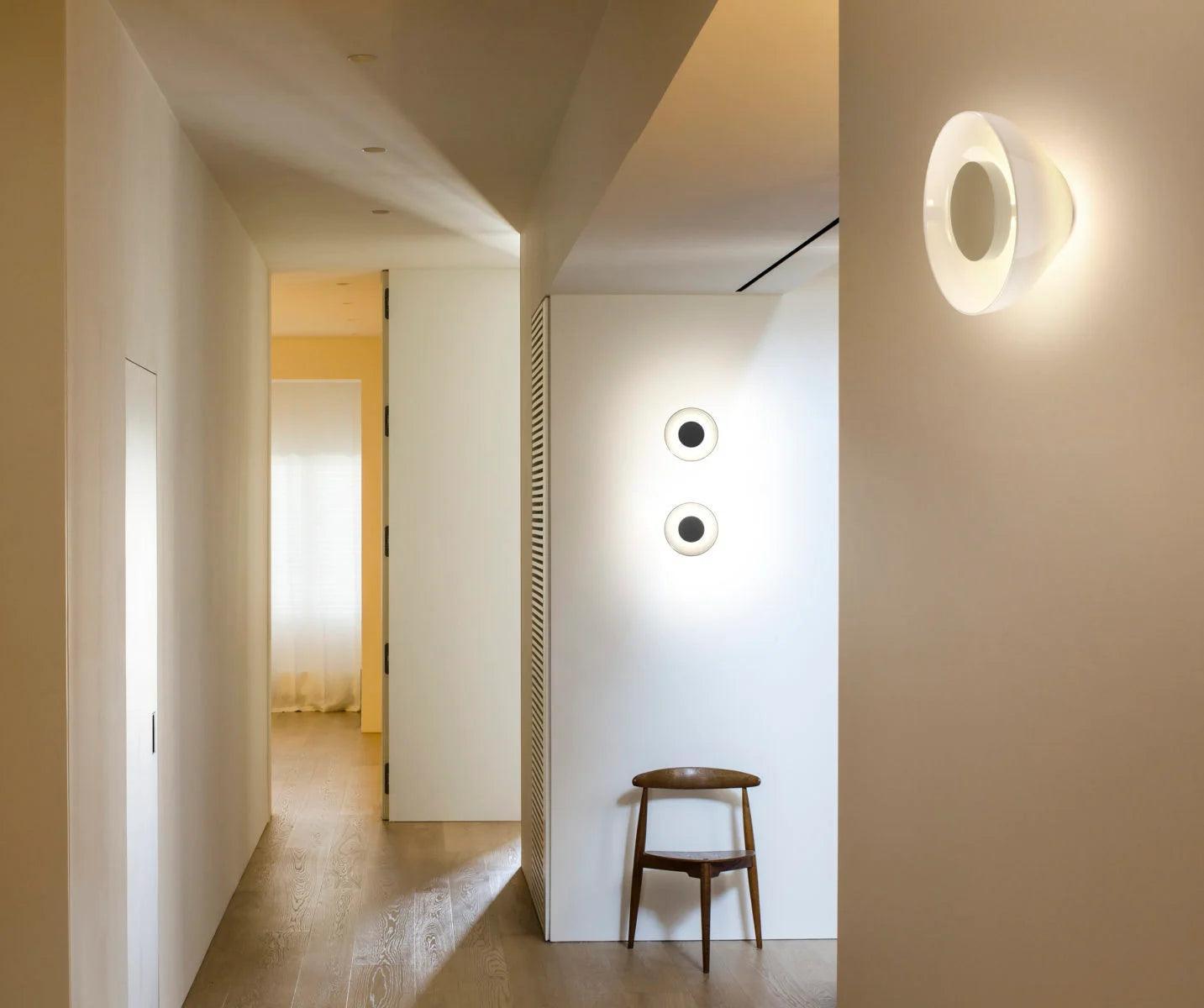 Lampa ścienna AURA dymione szkło Marset Eye on Design