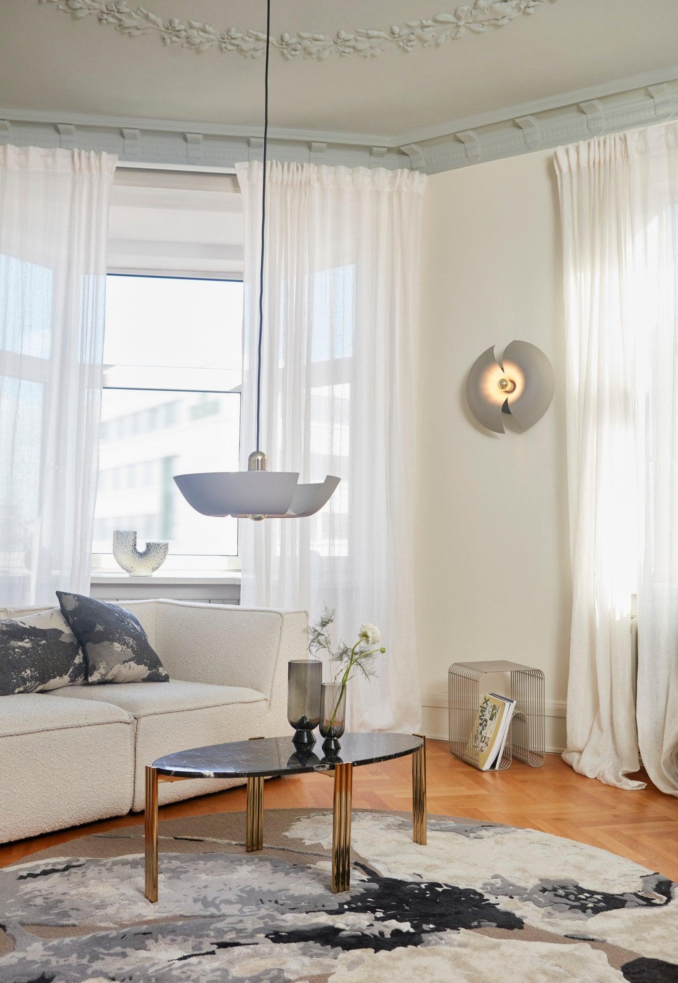 Lampa ścienna CYCNUS czarny AYTM Eye on Design