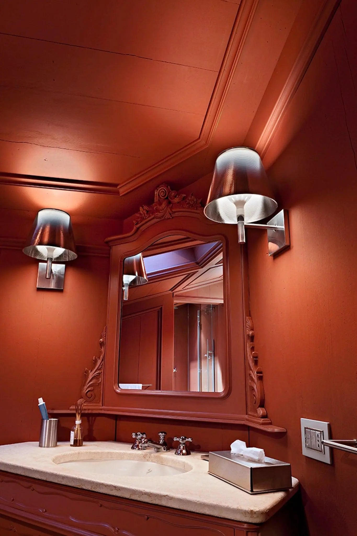 Lampa ścienna KTRIBE srebrny – Flos