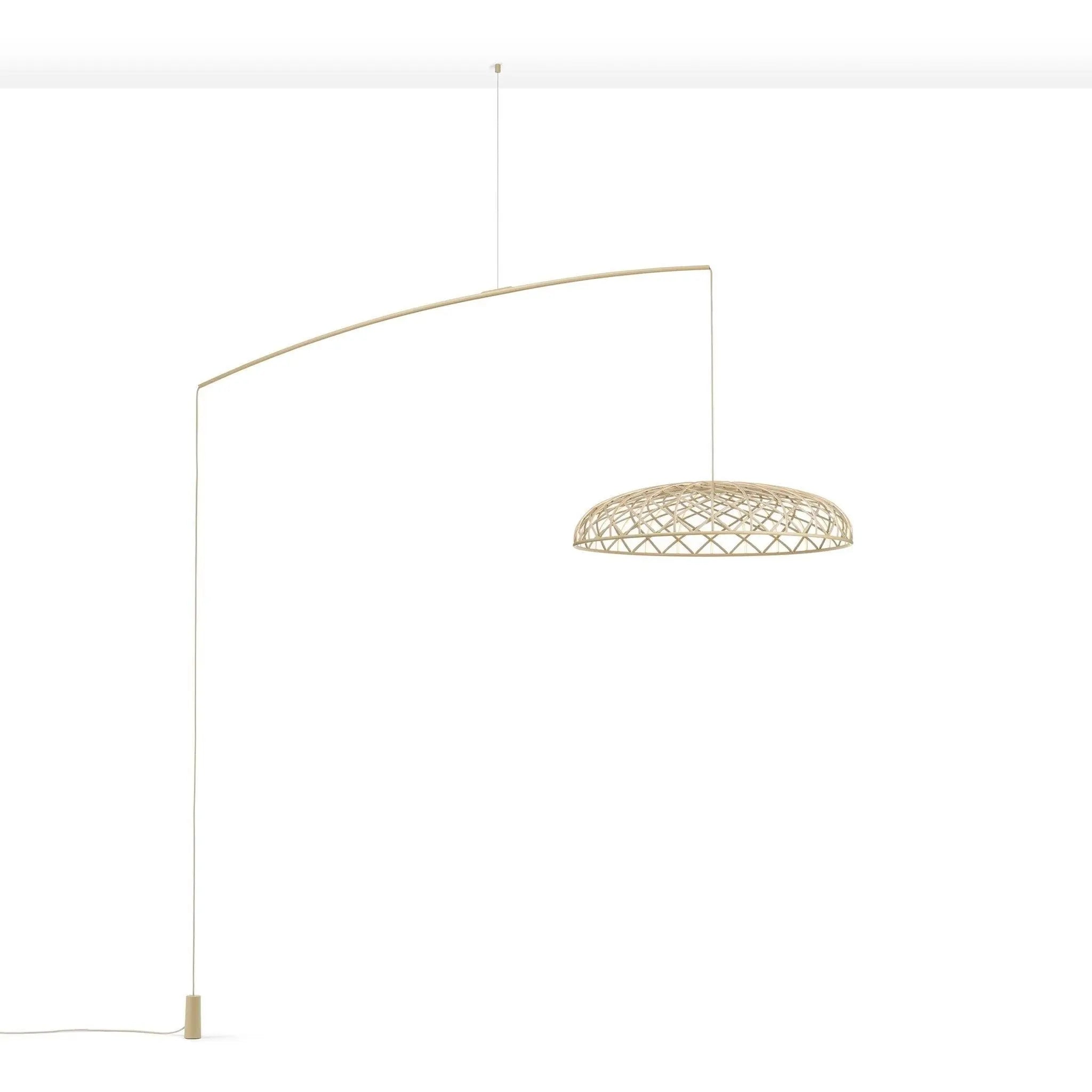 Lampa stojąca podwieszana na wysięgniku SKYNEST migdałowy – plecionka