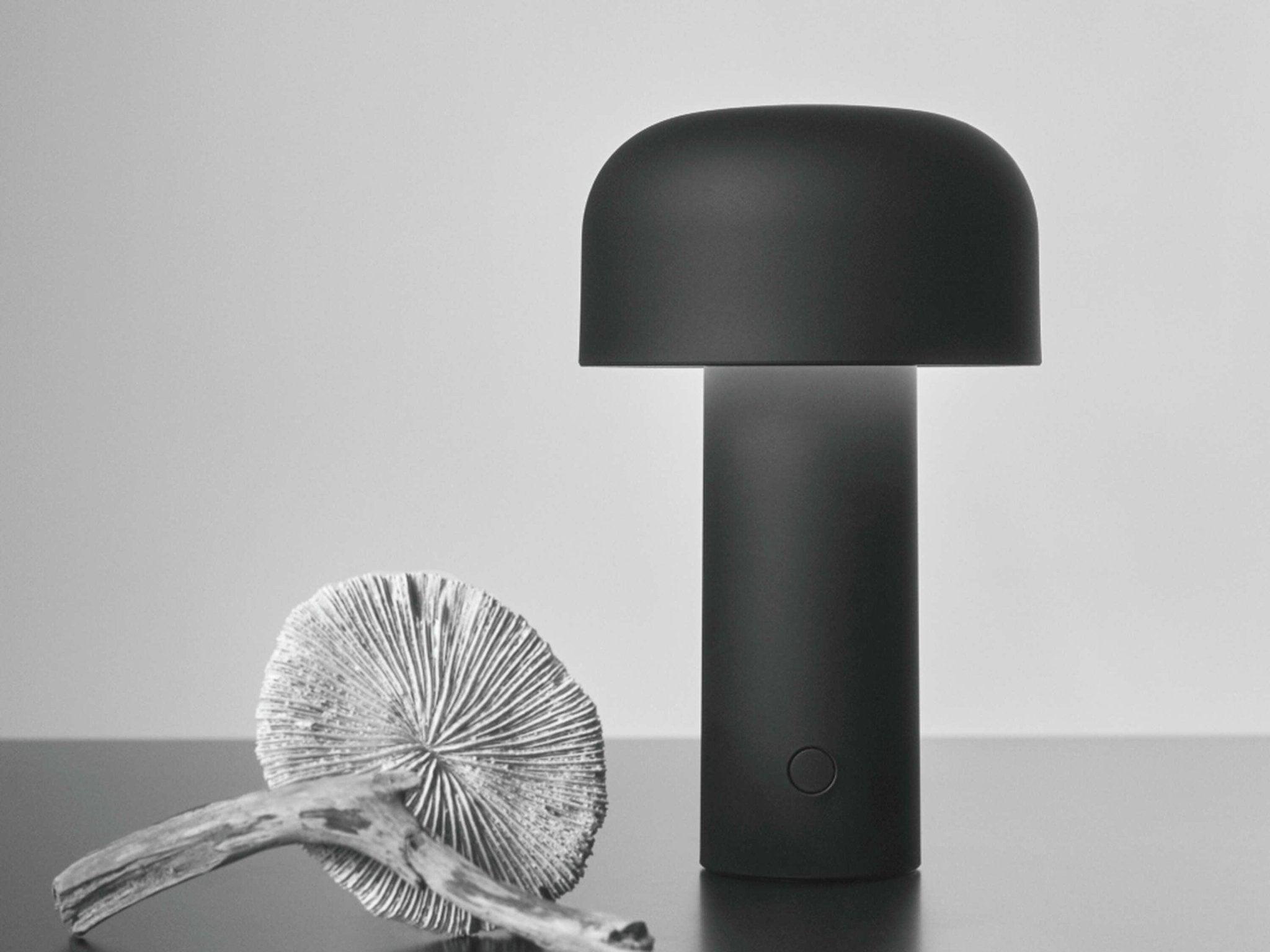 Lampa stołowa BELLHOP czarny matowy Flos Eye on Design