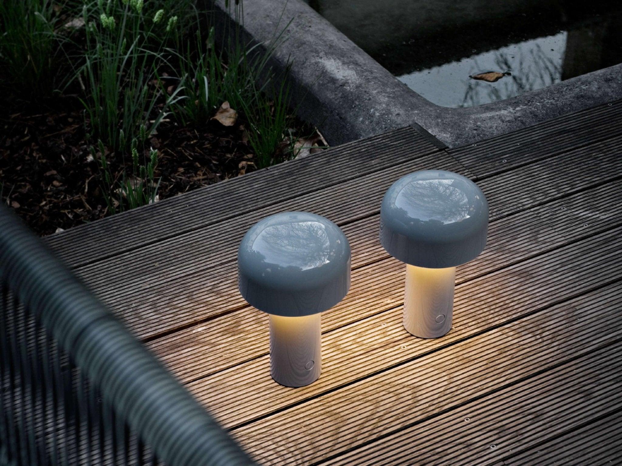 Lampa stołowa BELLHOP szary Flos Eye on Design