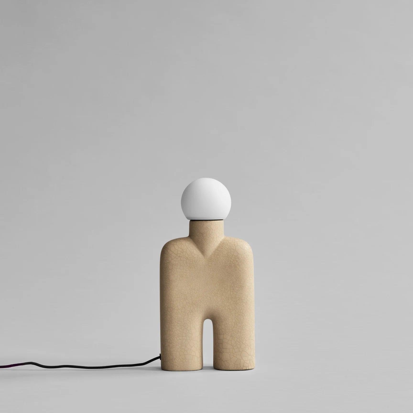 Lampa stołowa COBRA piaskowy 101 Copenhagen Eye on Design