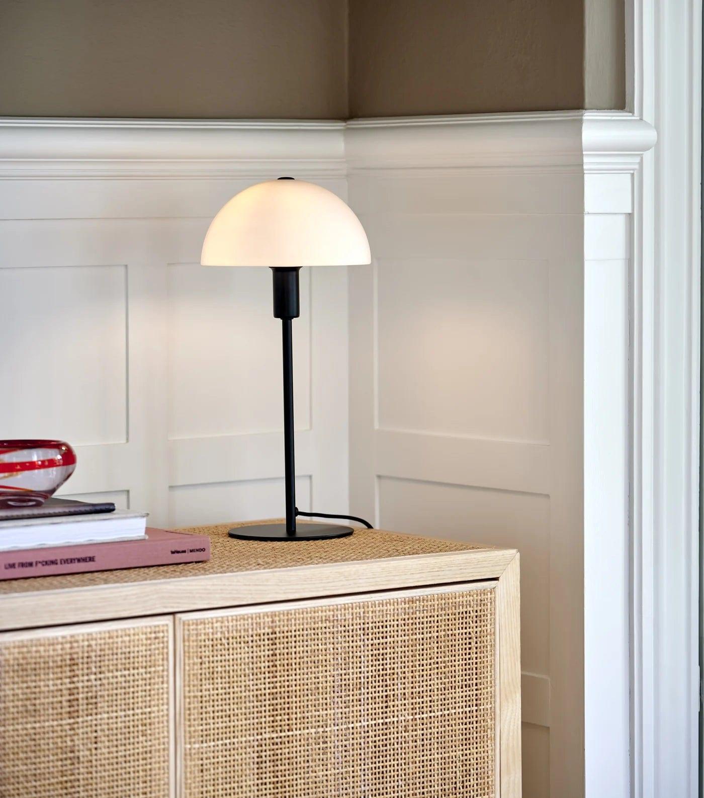 Lampa stołowa ELLEN czarny ze szklanym kloszem Nordlux Eye on Design