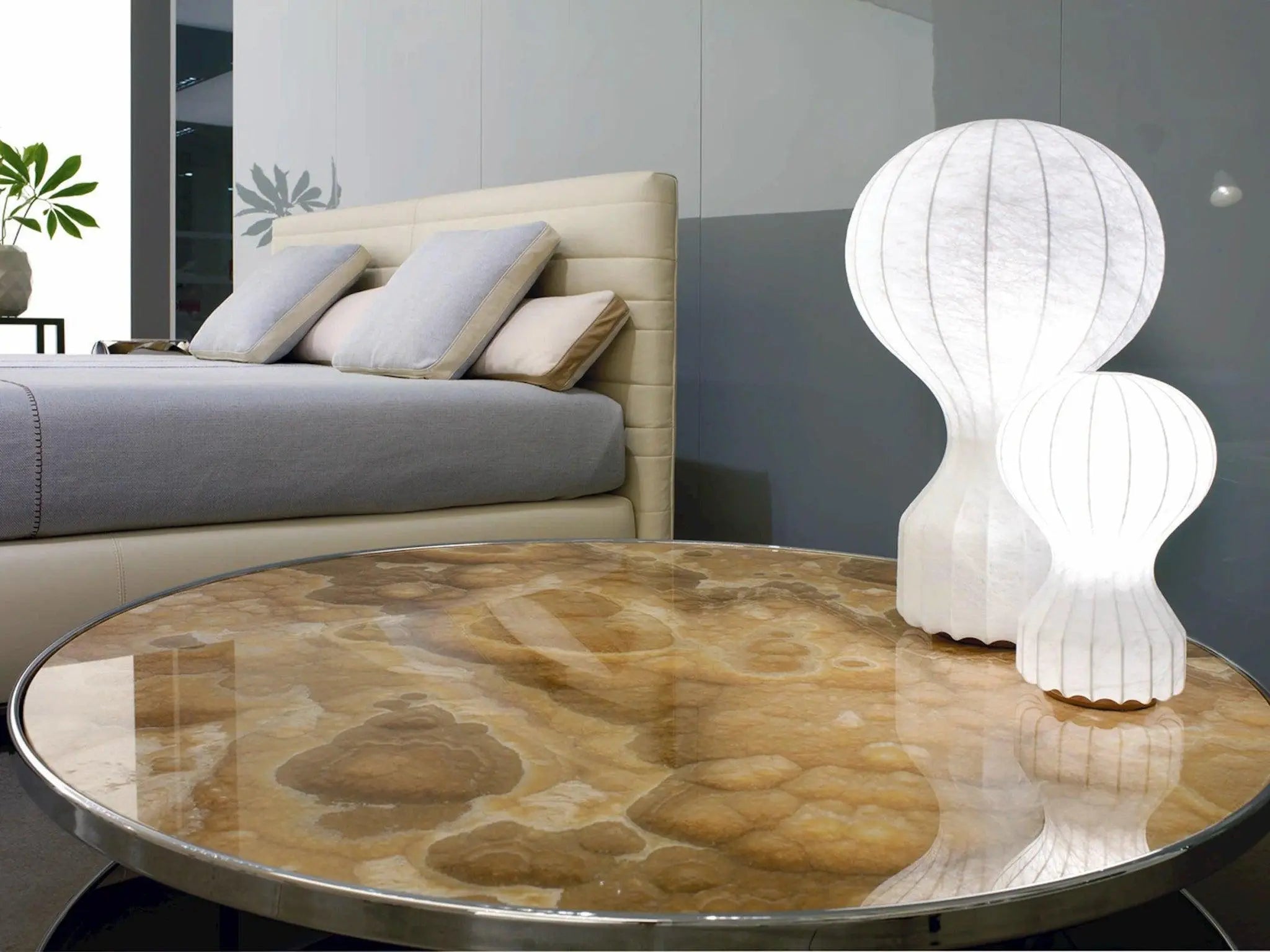 Lampa stołowa GATTO biały – Flos