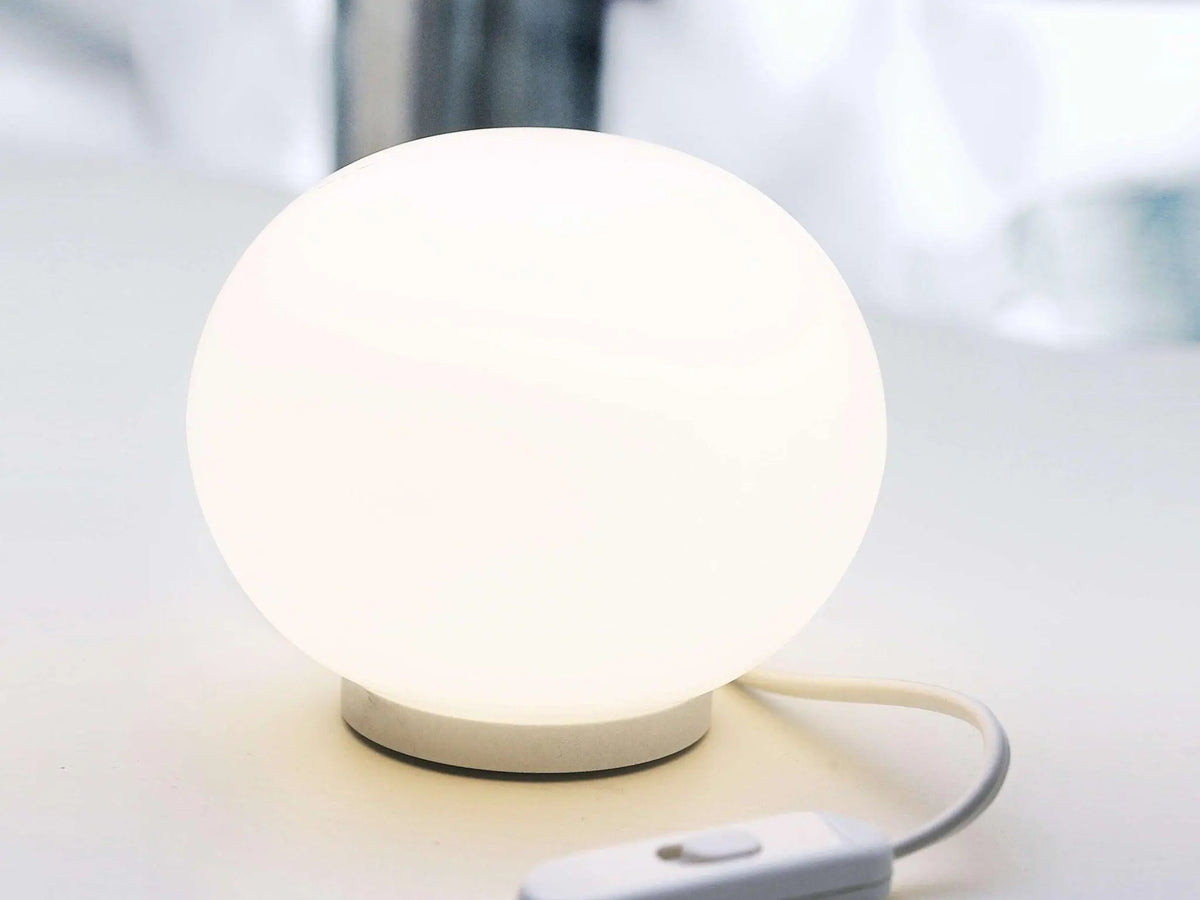 Lampa stołowa GLO-BALL biały – szkło