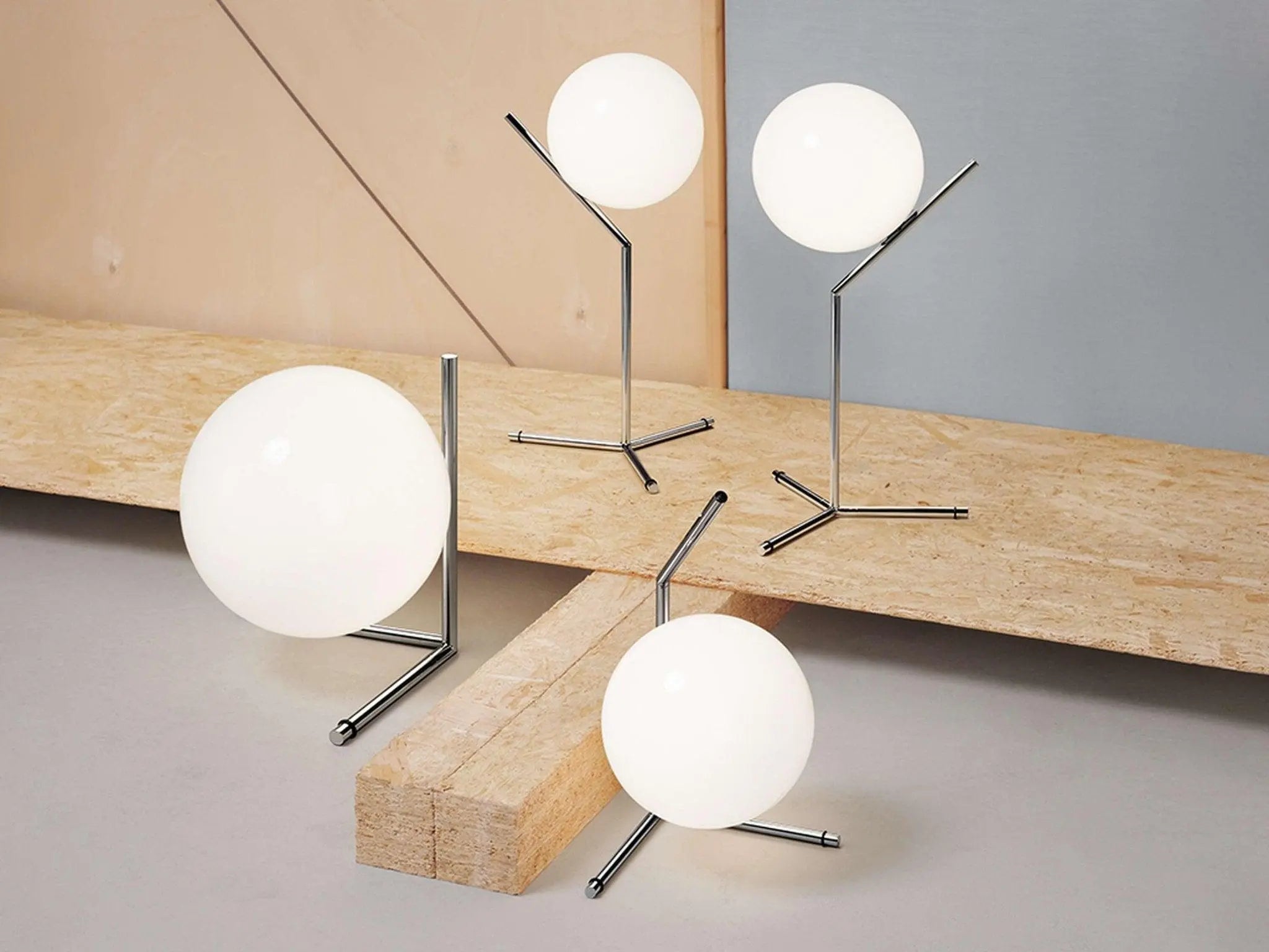 Lampa stołowa IC LIGHTS HIGH chromowany – szkło