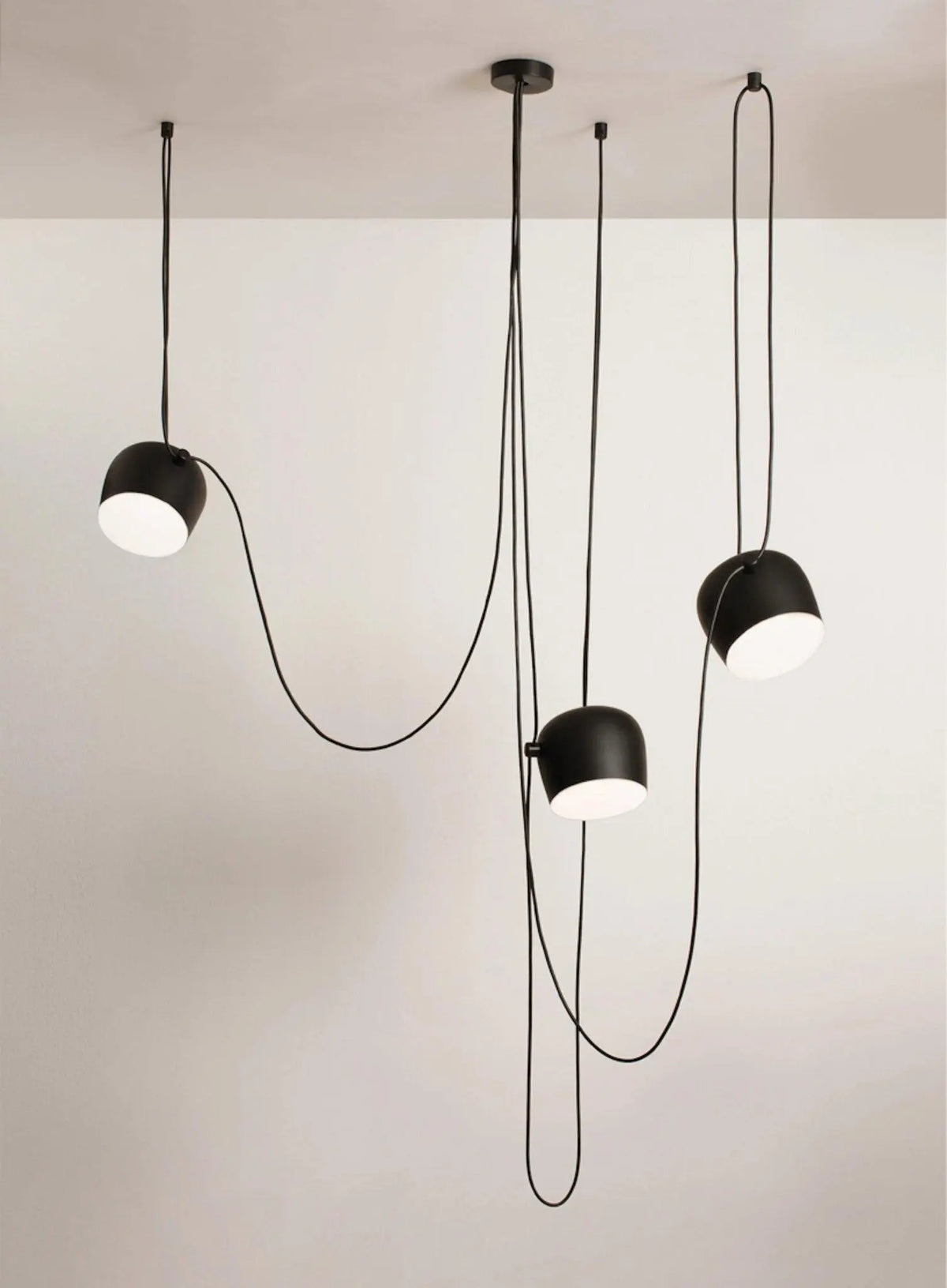 Lampa wisząca AIM czarny, marka Flos