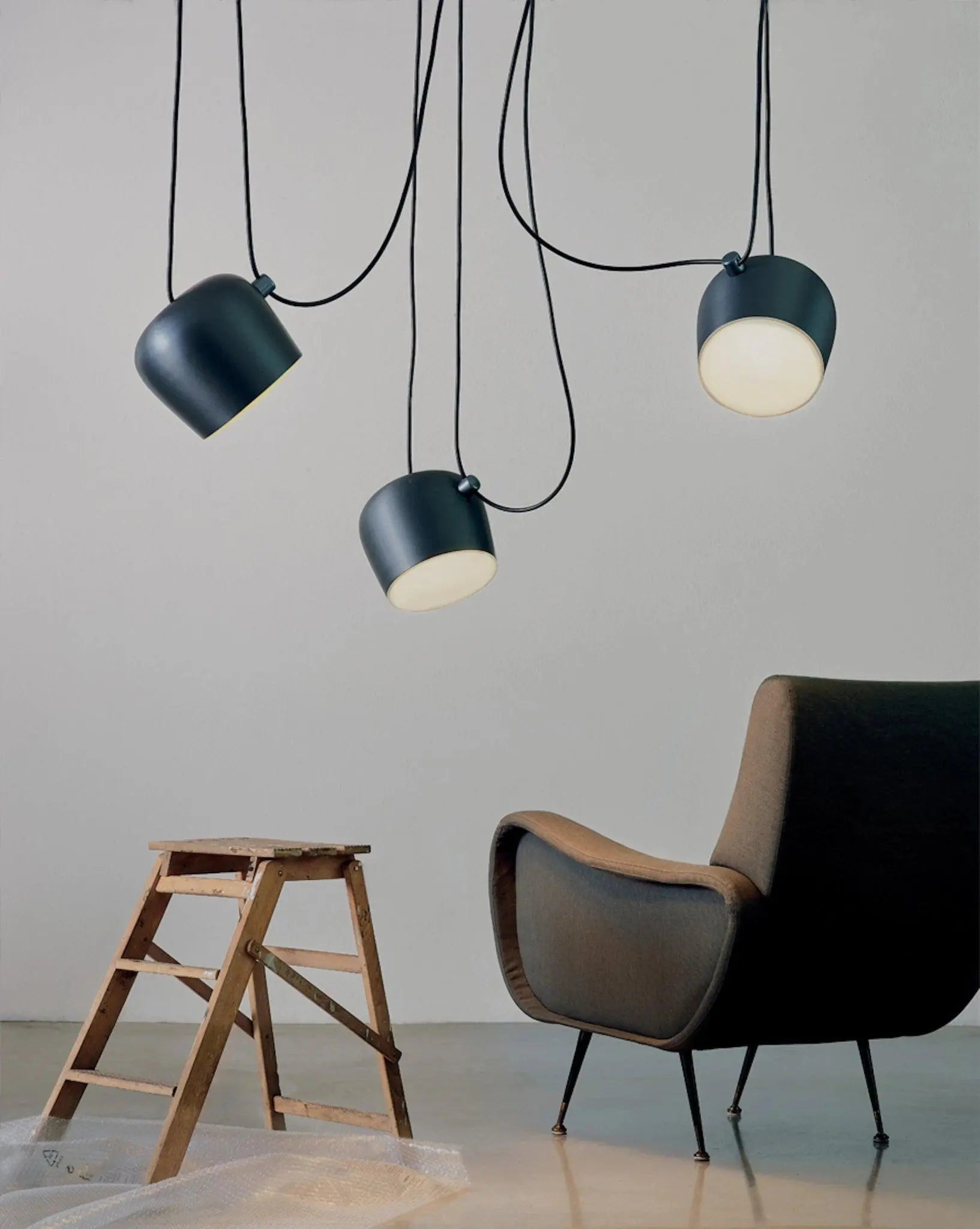 Lampa wisząca AIM granatowy – styl nowoczesny