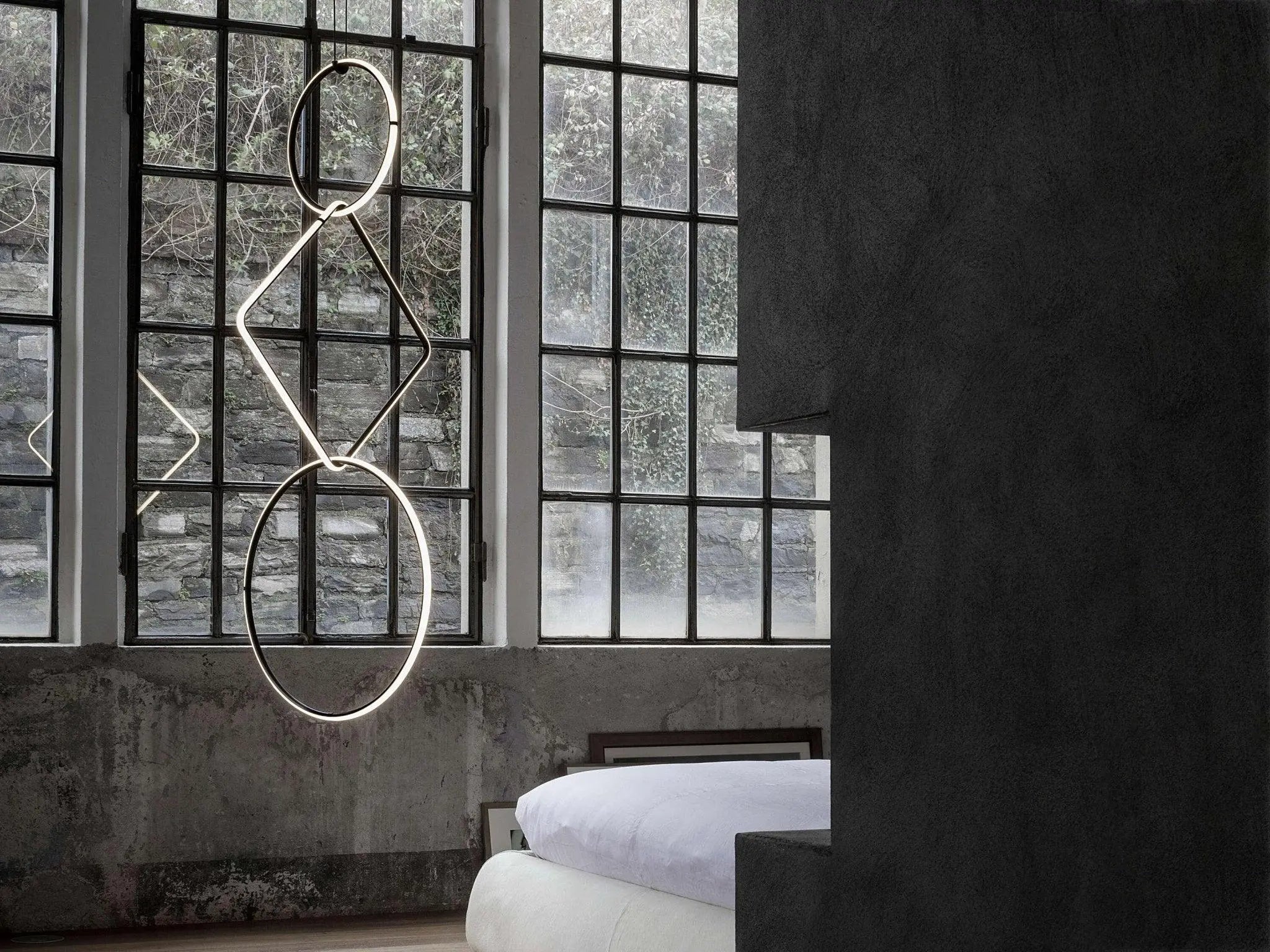 Lampa wisząca ARRANGEMENTS 12 trzy elementy – styl minimalistyczny