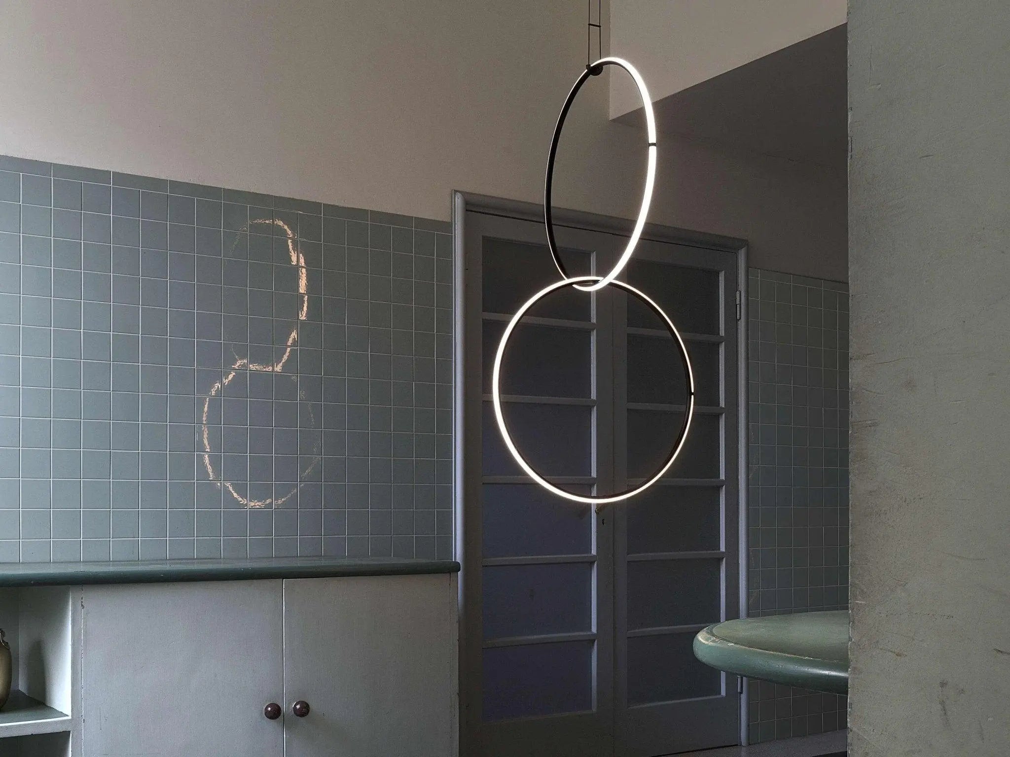 Lampa wisząca ARRANGEMENTS 7 dwa elementy – styl minimalistyczny