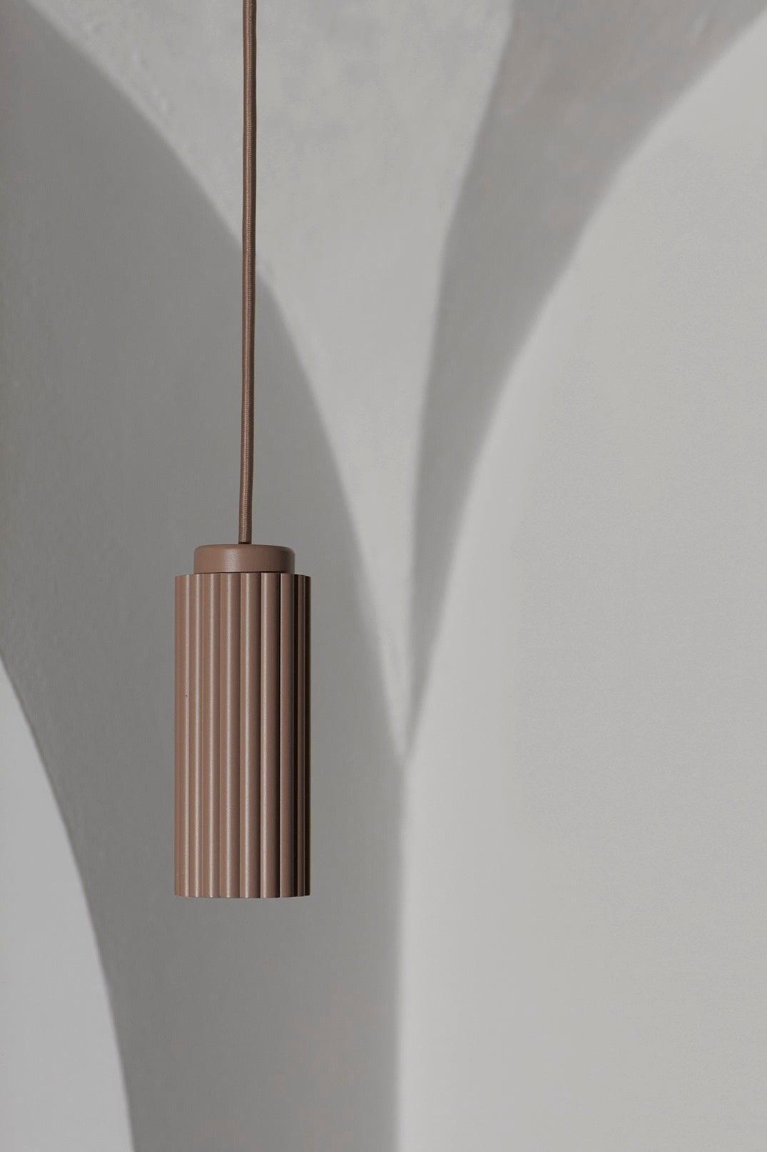 Lampa wisząca DONNA SLIM różowy Pholc Eye on Design