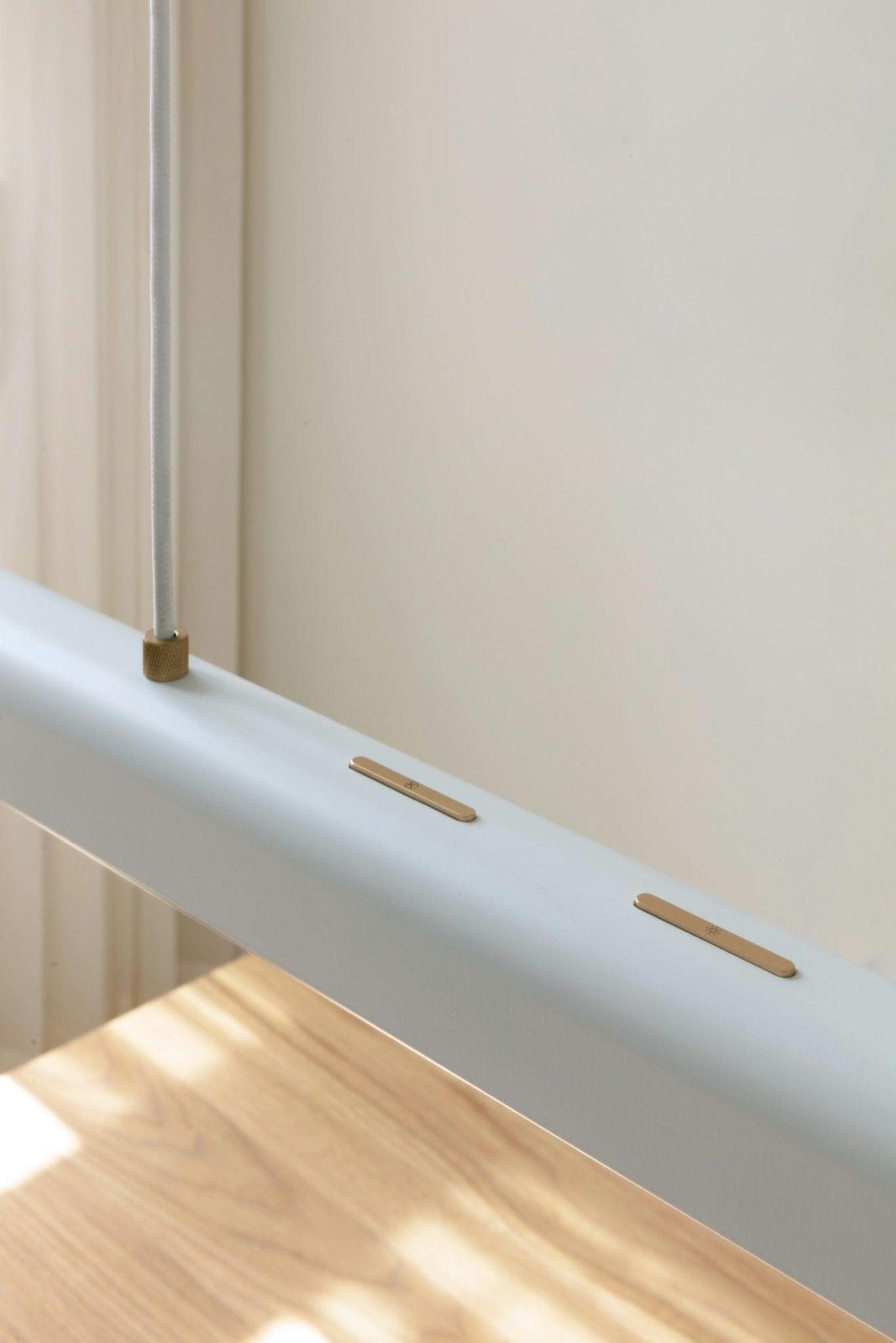 Lampa wisząca HAZEL BRANCH biały ze złotym UMAGE Eye on Design