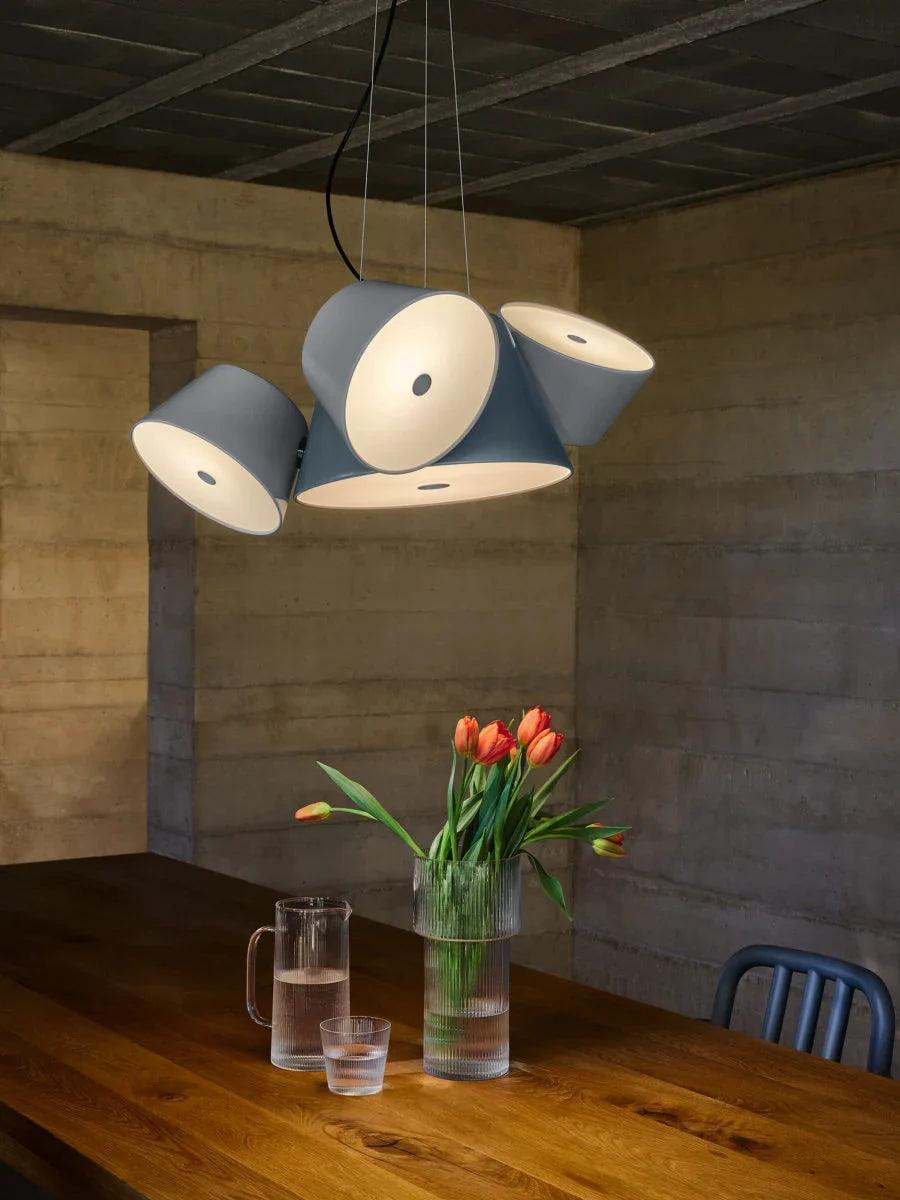 Lampa wisząca okrągła TAM TAM biały z brązowymi kloszami Marset Eye on Design