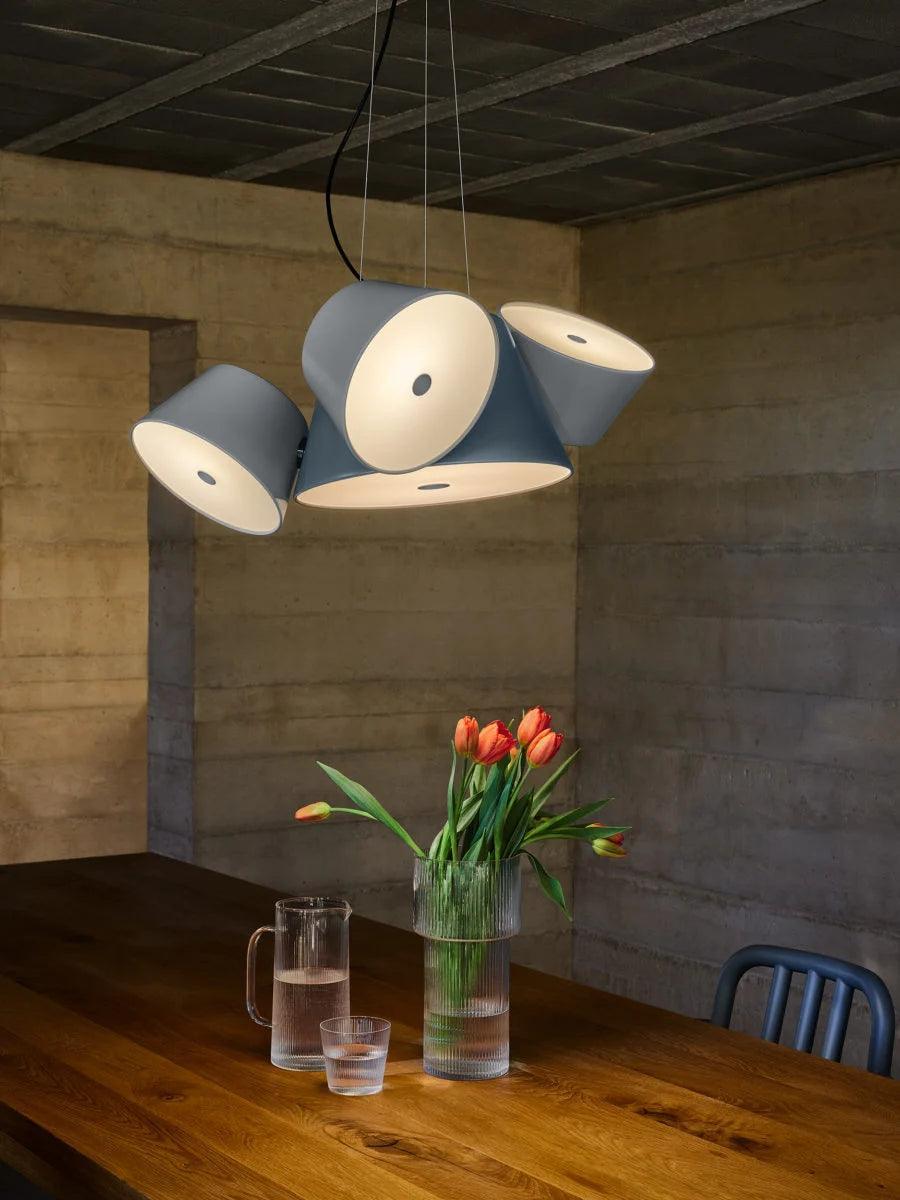 Lampa wisząca okrągła TAM TAM czarny z czarnymi kloszami Marset Eye on Design