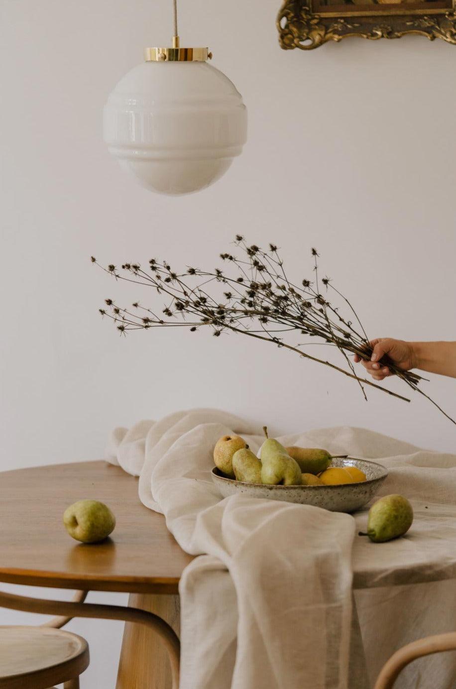 Lampa wisząca SATURN mosiężny Embassy Interiors Eye on Design