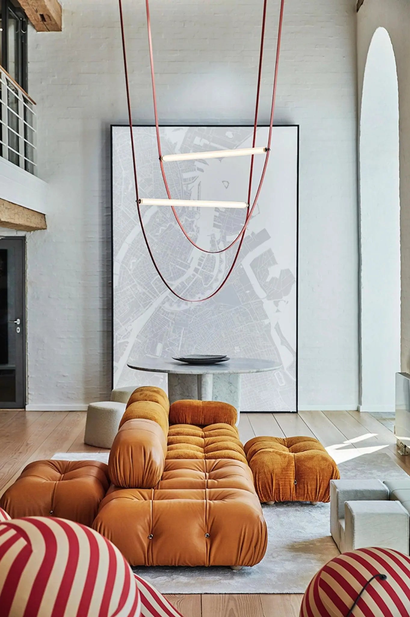 Lampa wisząca WIRELINE różowy, marka Flos
