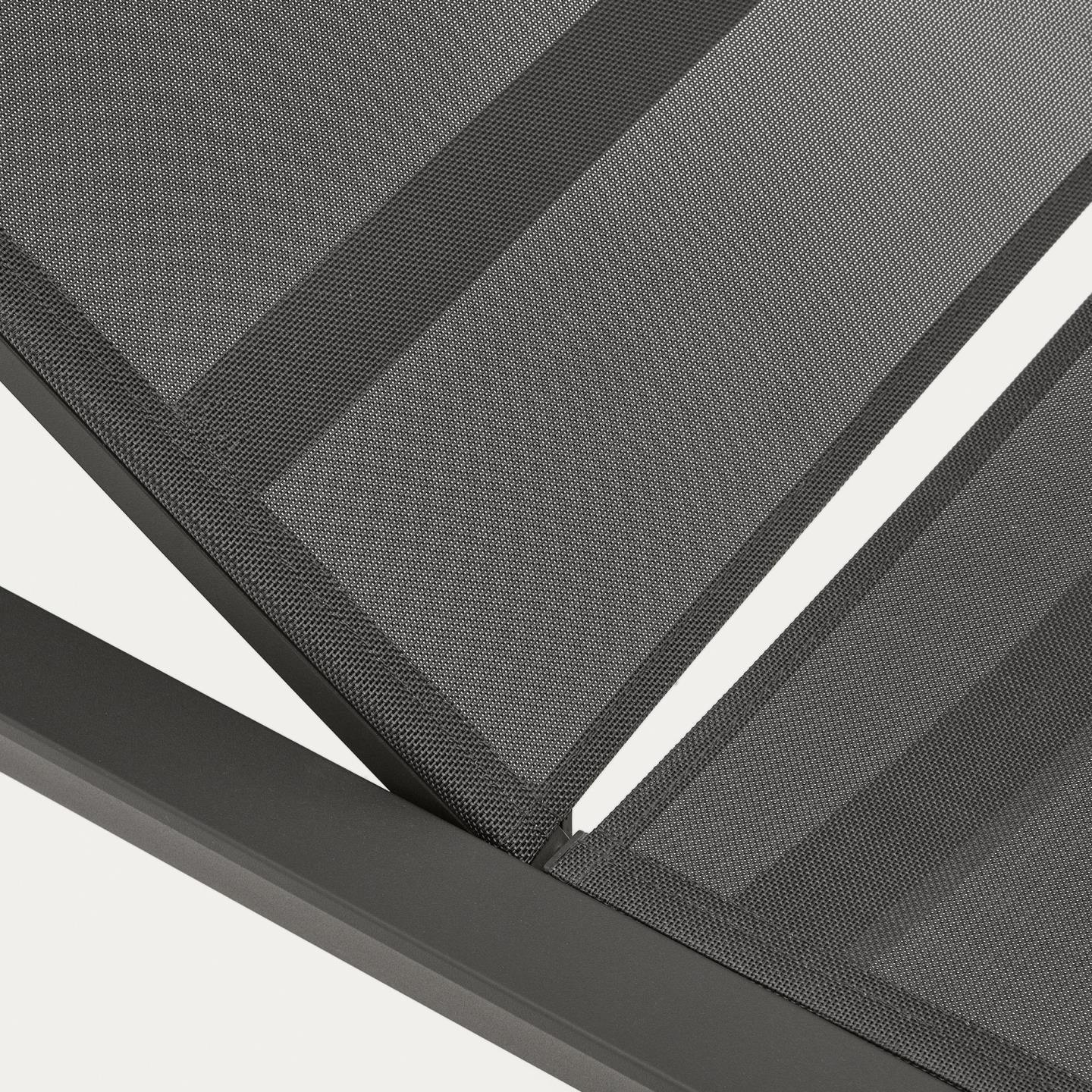 Leżak CANUTELLS czarny La Forma Eye on Design