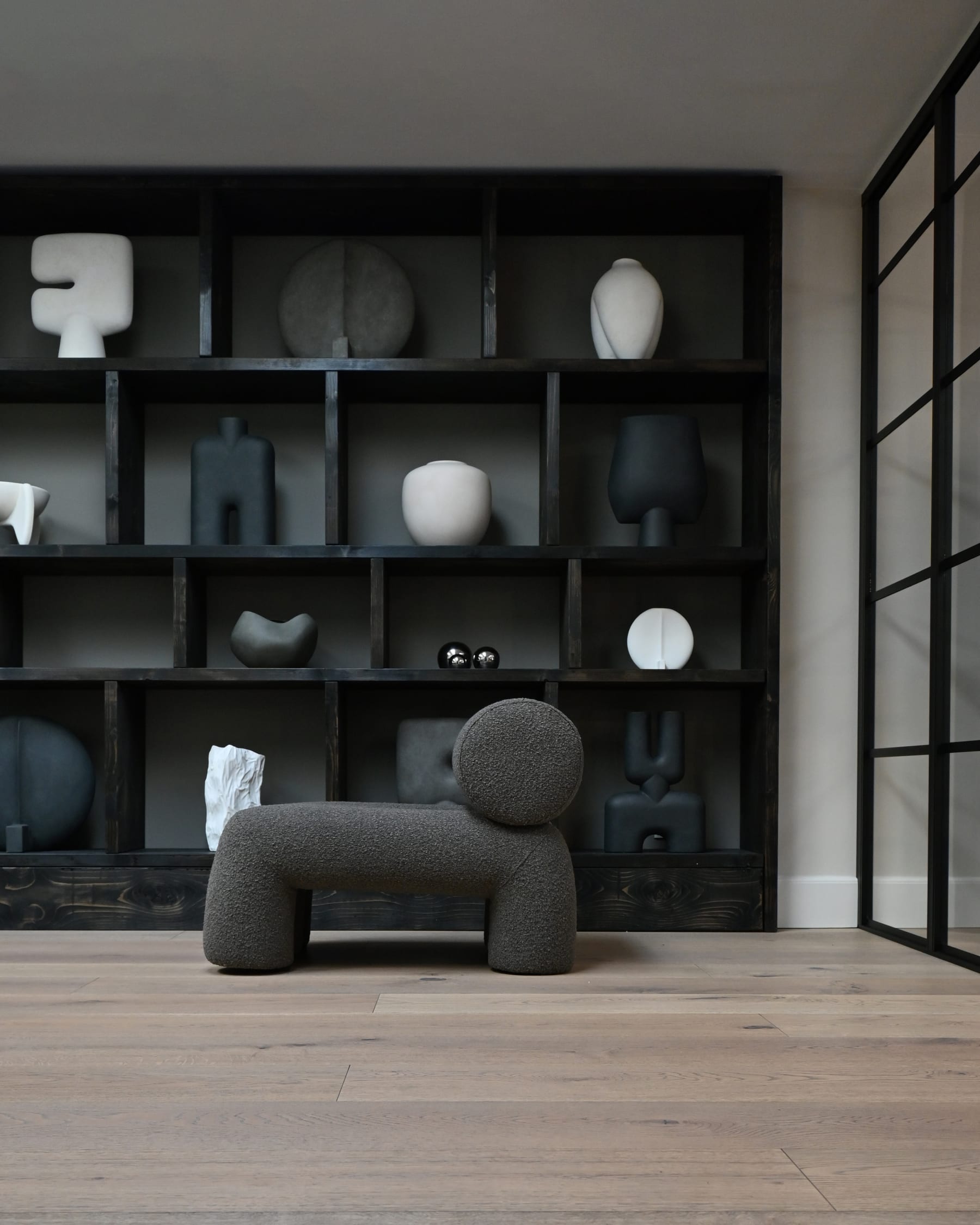 Fotel FOKU grijs-bruin boucle