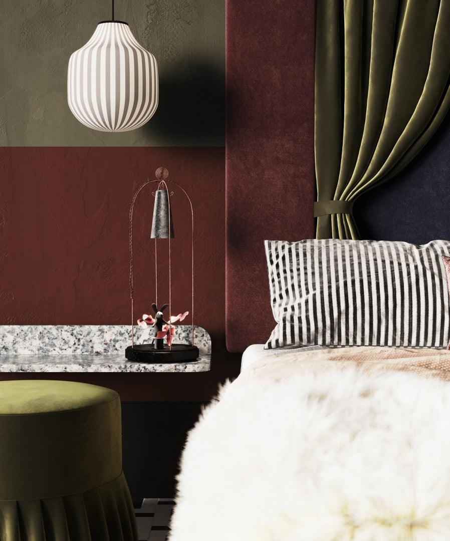 Łóżko tapicerowane ALICE róż z zieloną kurtyną Happy Barok Eye on Design