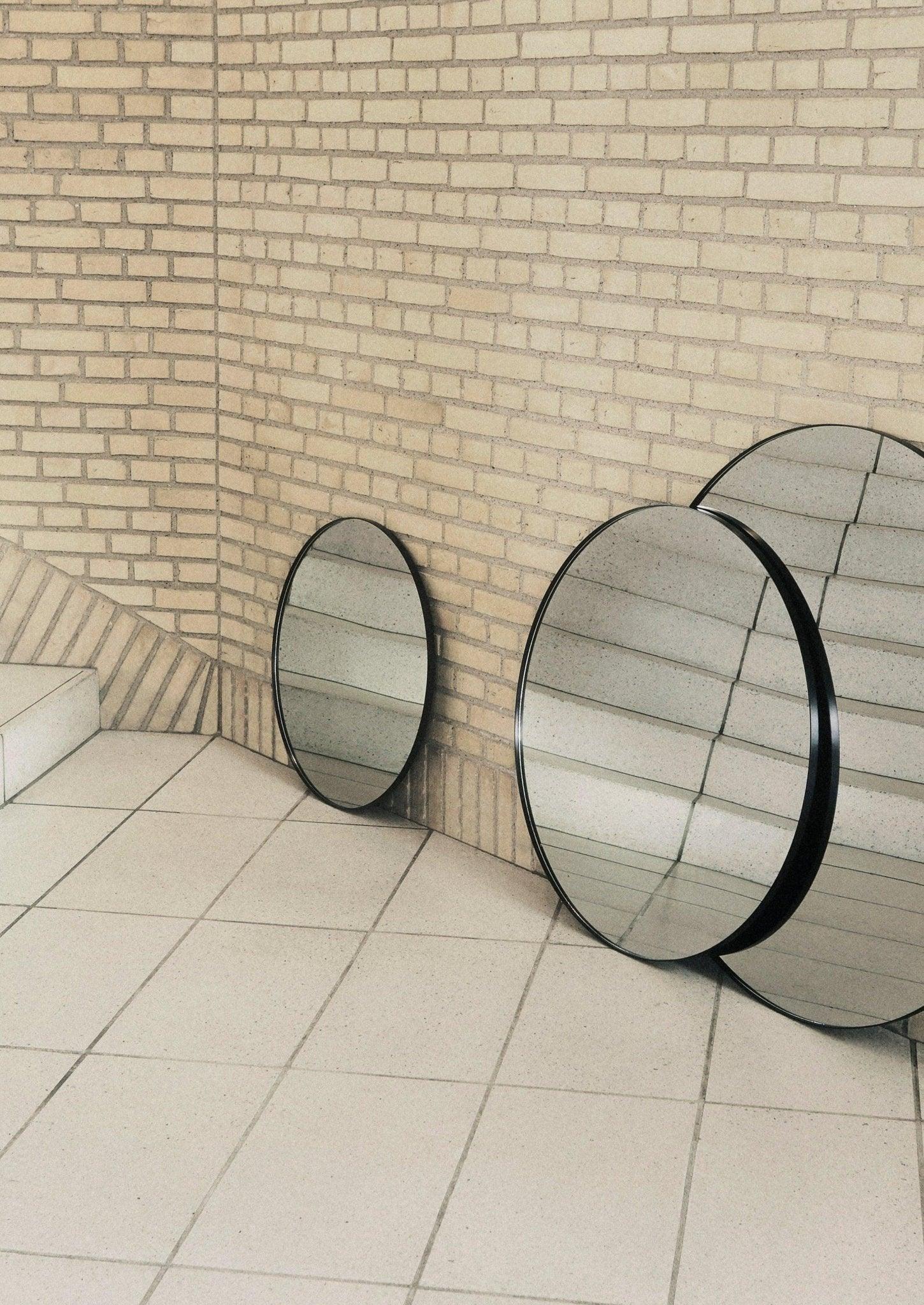 Lustro CIRCUM czarny AYTM Eye on Design