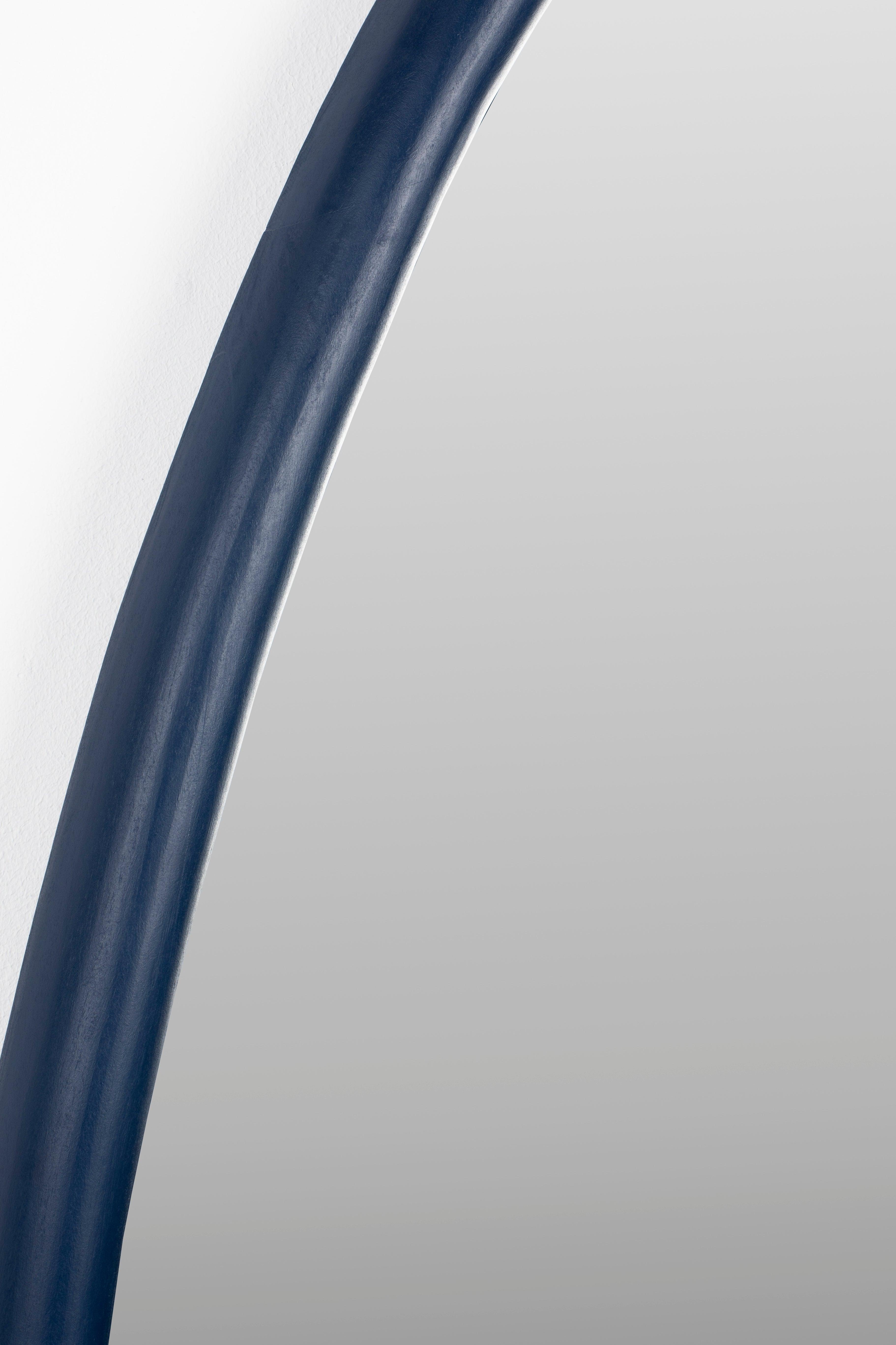 Lustro LOOKS granatowy Zuiver Eye on Design