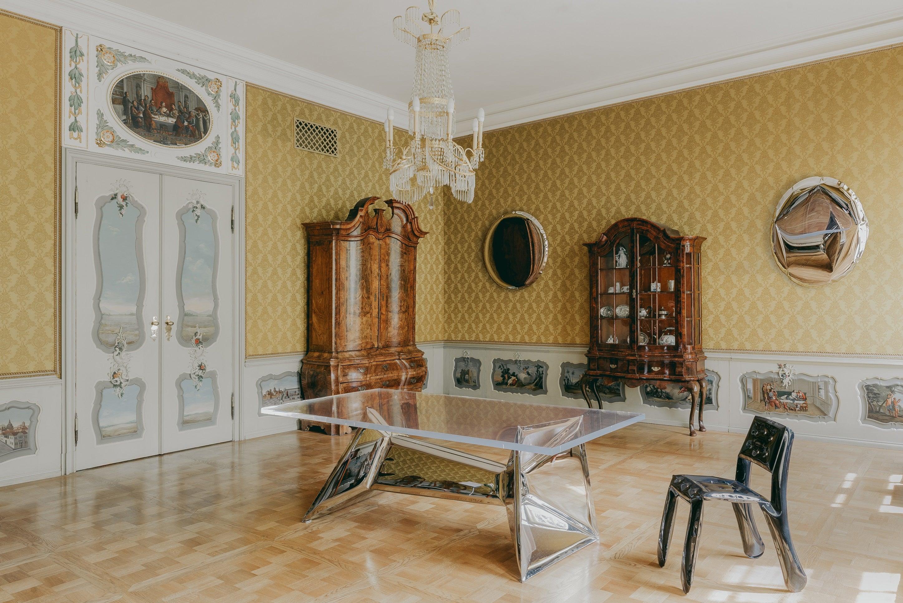 Lustro OKO aurum klasyczne złoto Zieta Studio Eye on Design