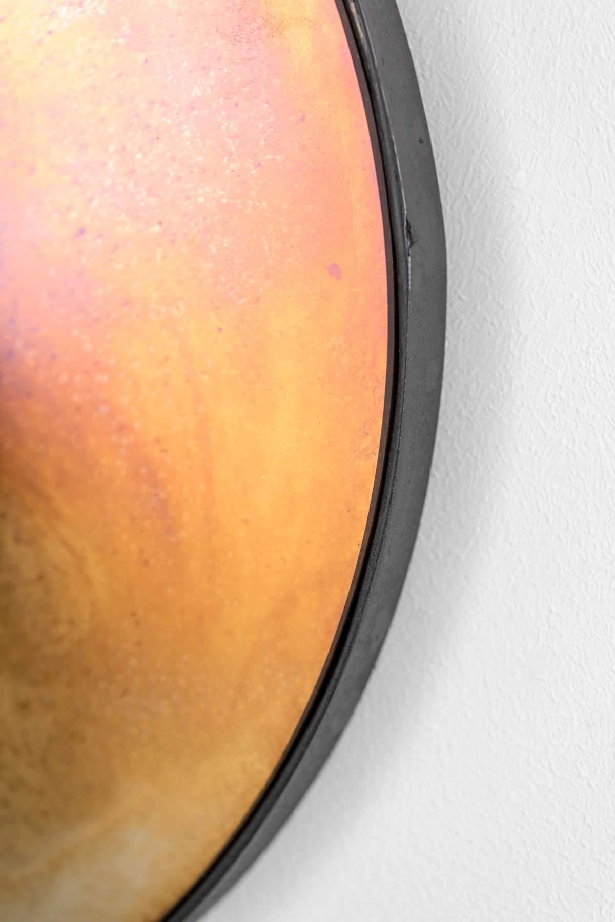 Lustro PEEK INTO COSMOS Bold Monkey Eye on Design