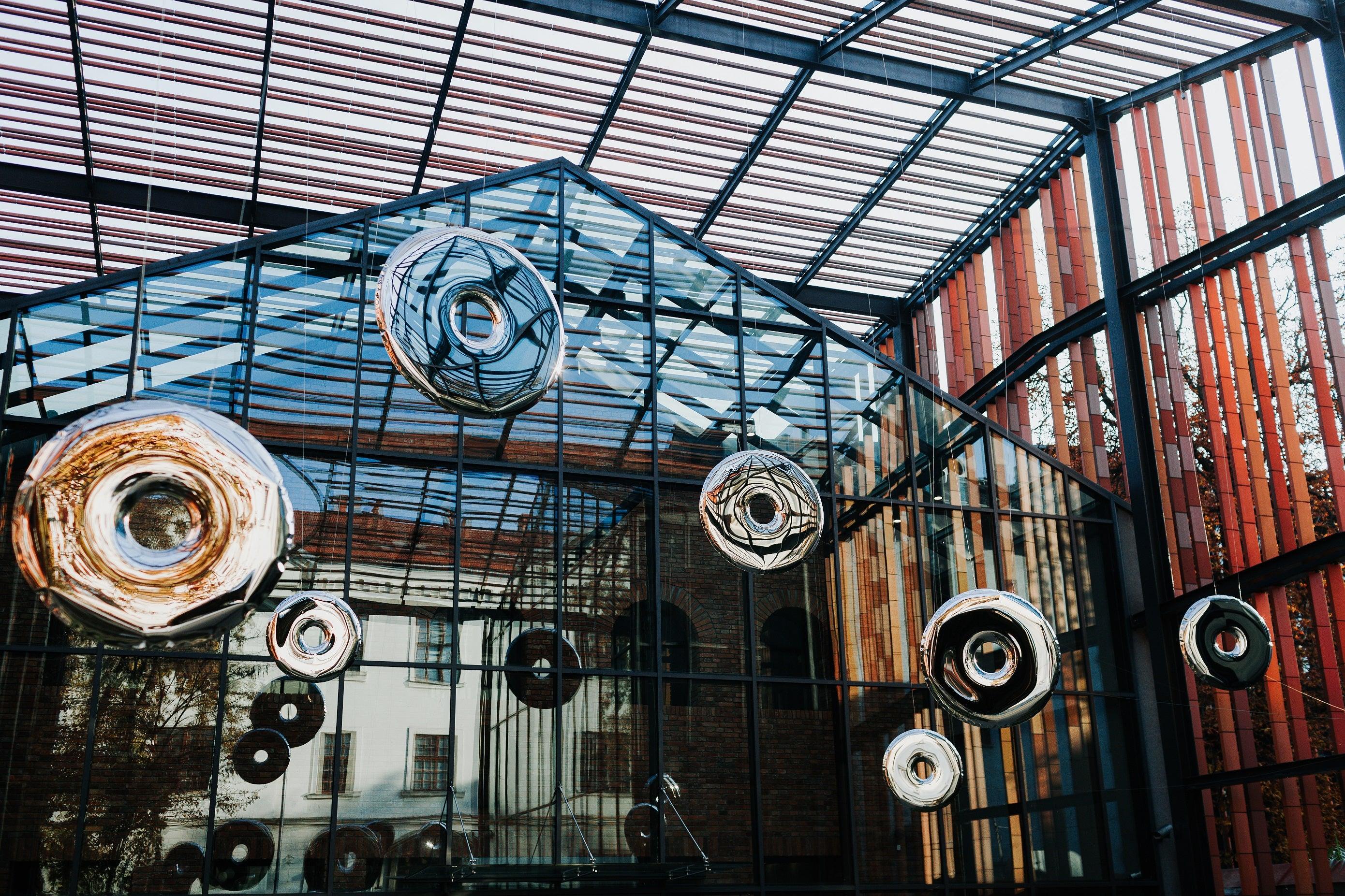 Lustro RONDO inox Zieta Studio Eye on Design