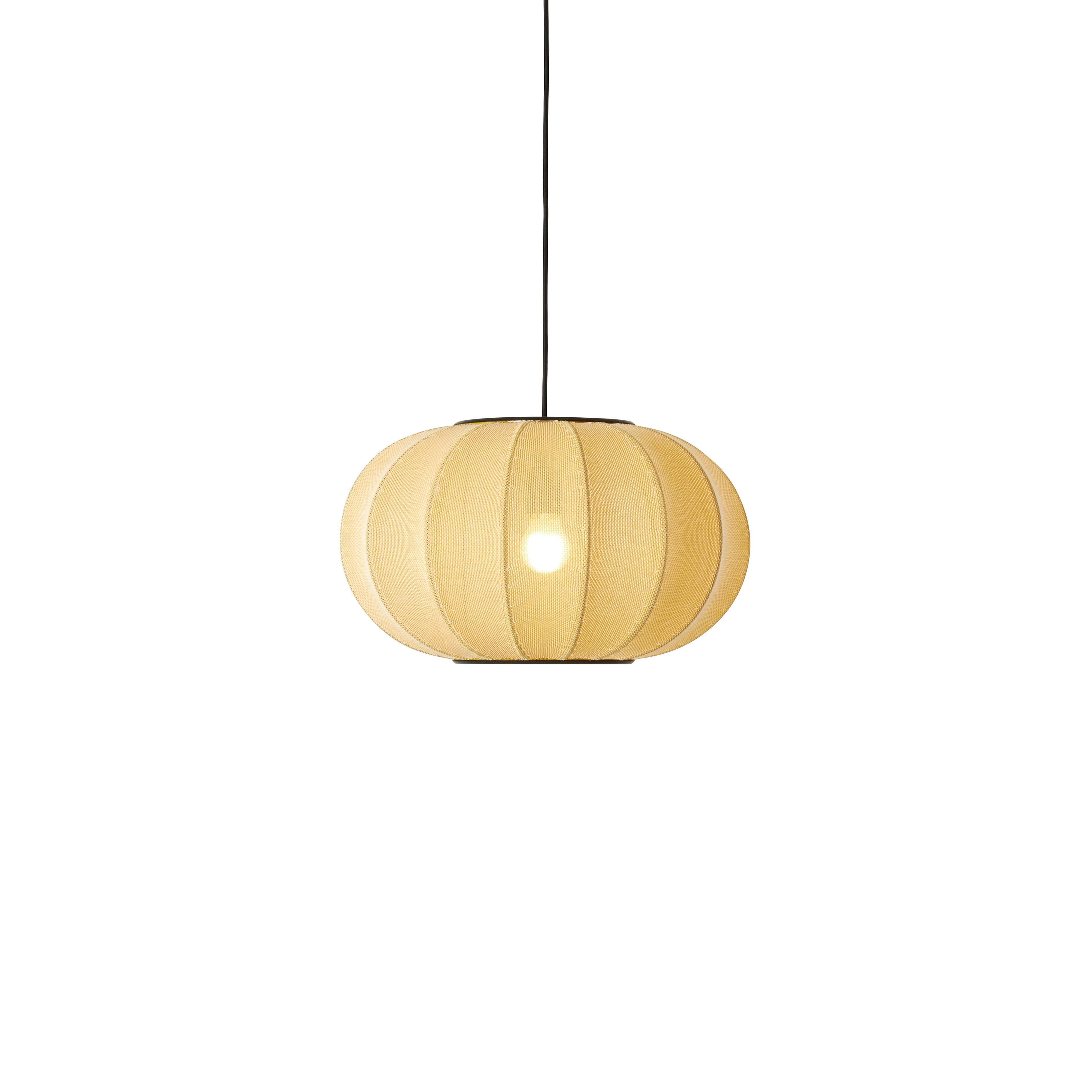 Knit-Wit Oval hanging lamp yellow