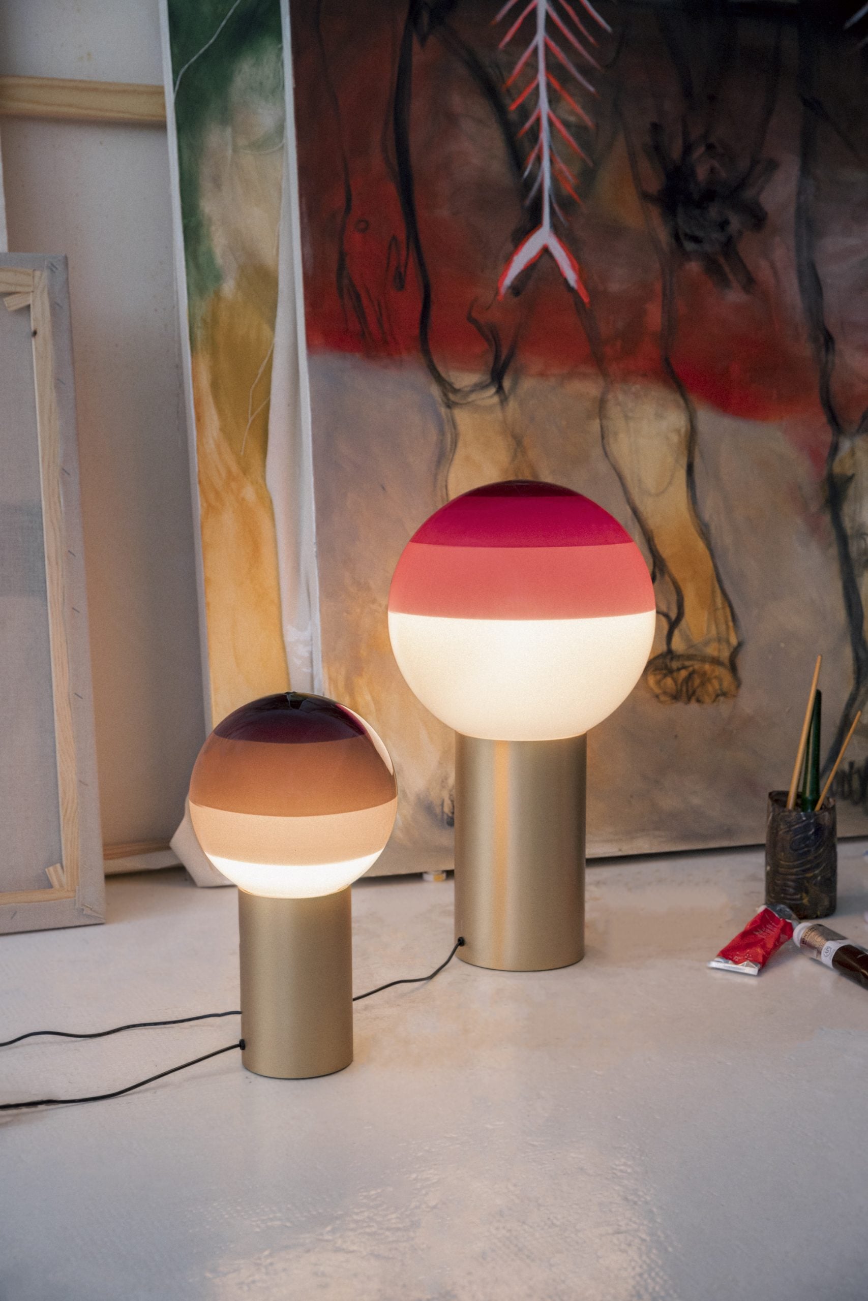 Bureau lamp DIPPING bordeaux met gouden voet